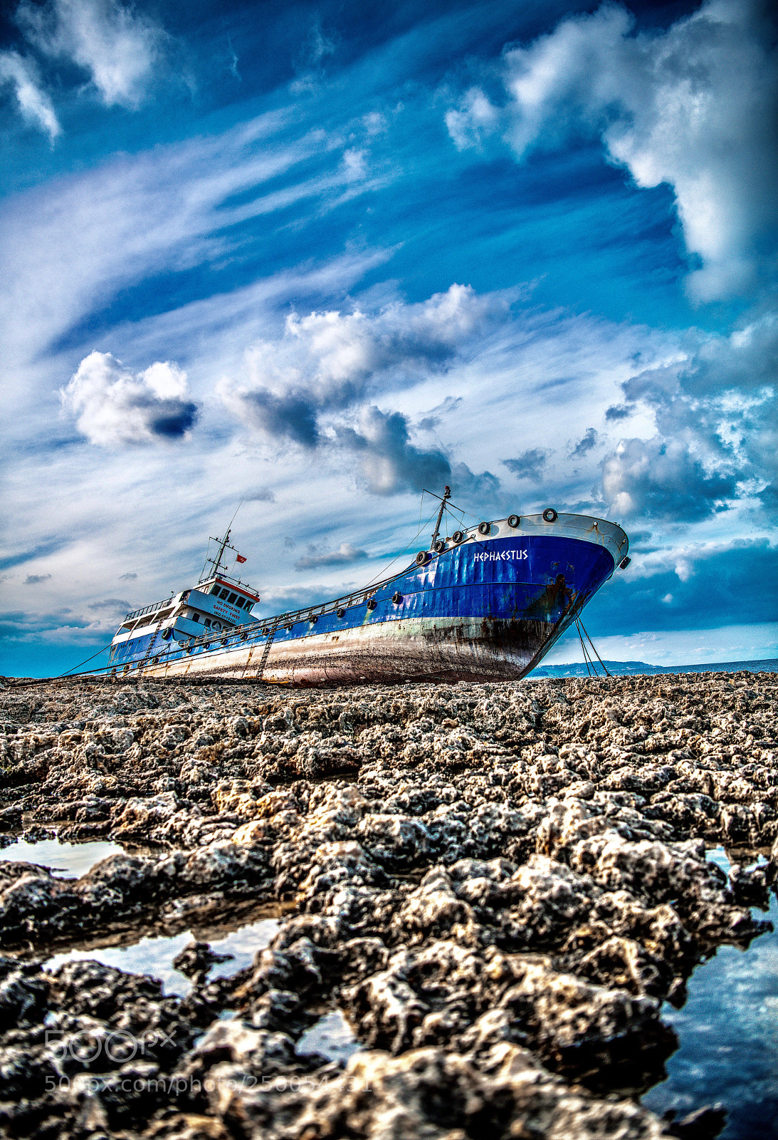 Nikon D850 sample photo. Water, land, ship & sky. photography