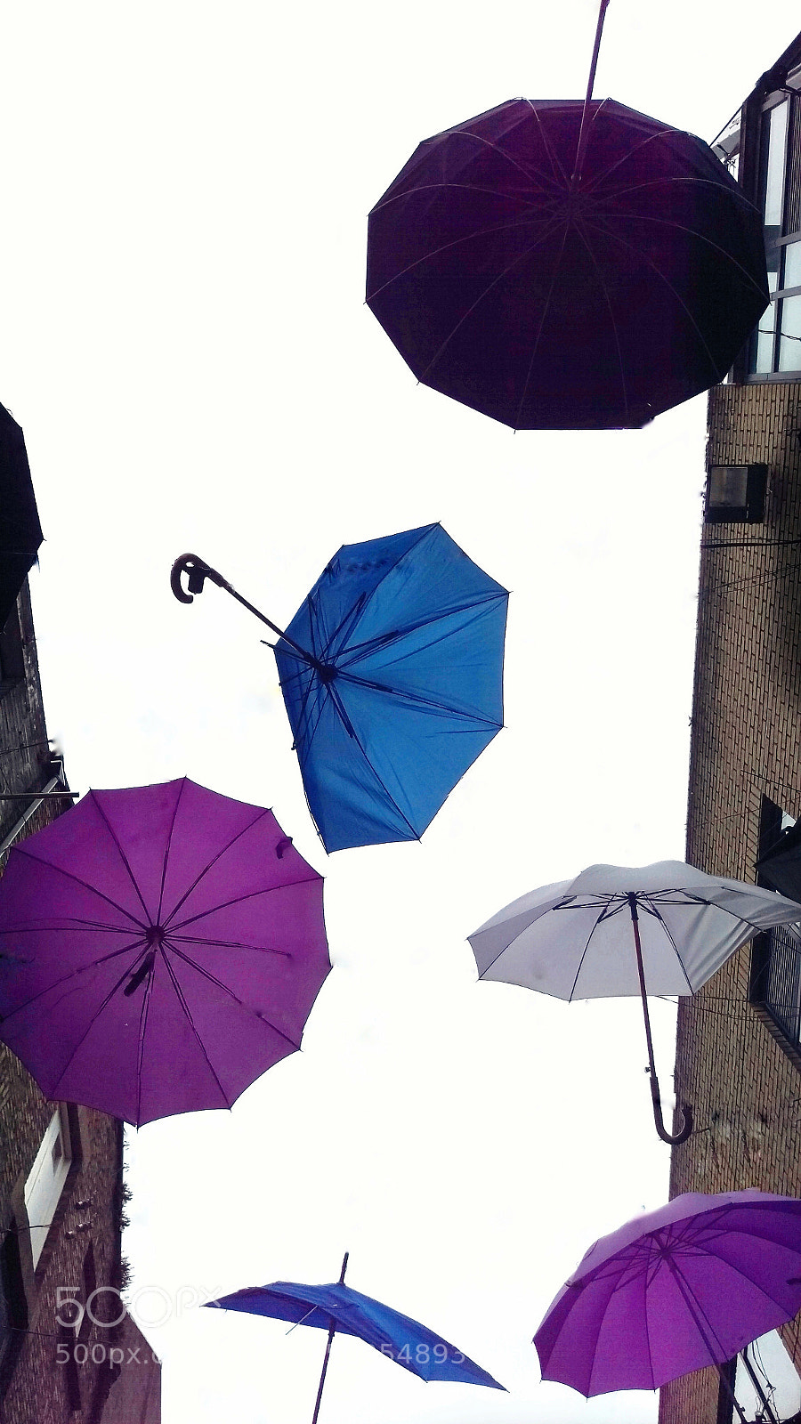 HTC ONE M9 sample photo. Flying umbrellas photography
