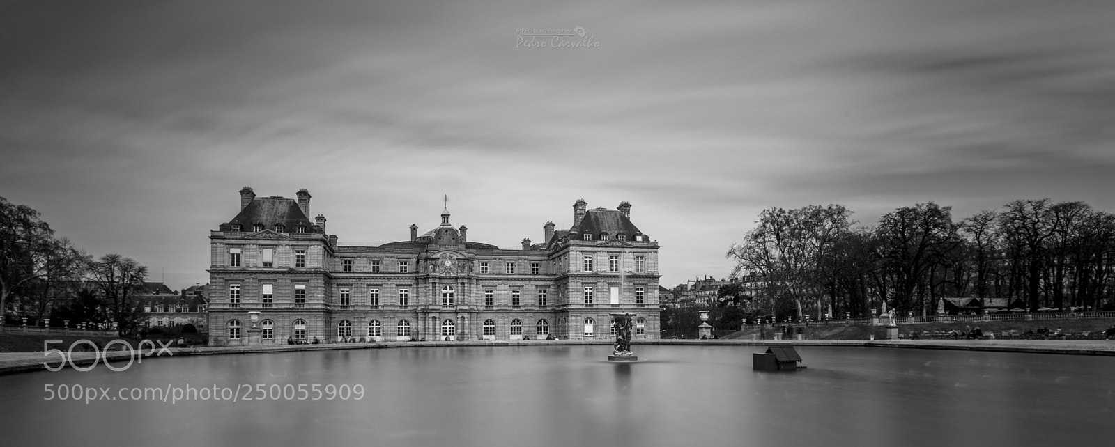 Canon EOS 5D Mark IV sample photo. Palais du luxembourg photography