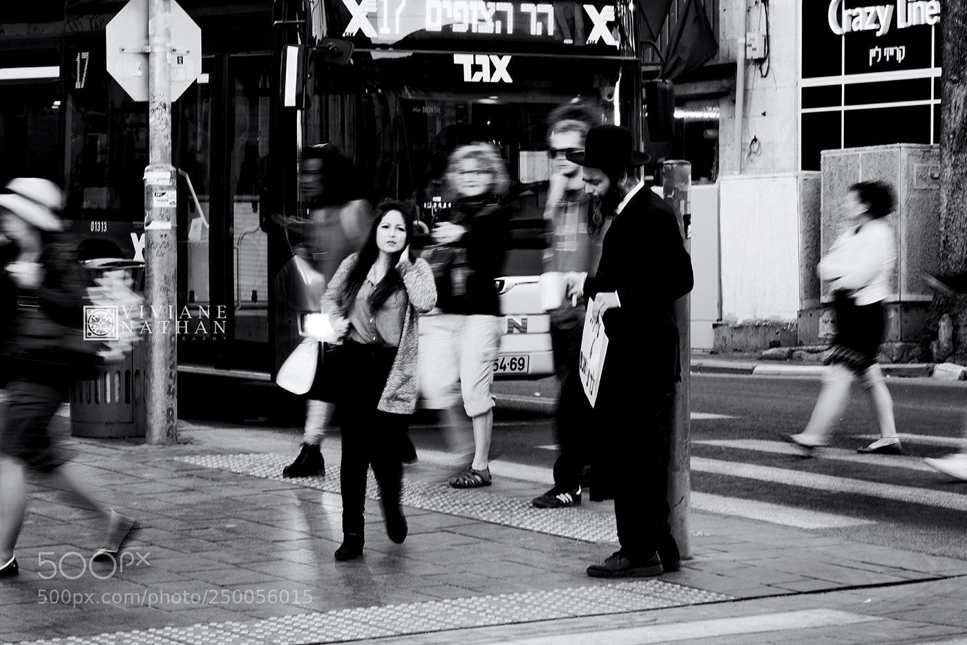 Fujifilm X-T2 sample photo. Seconds in motion photography