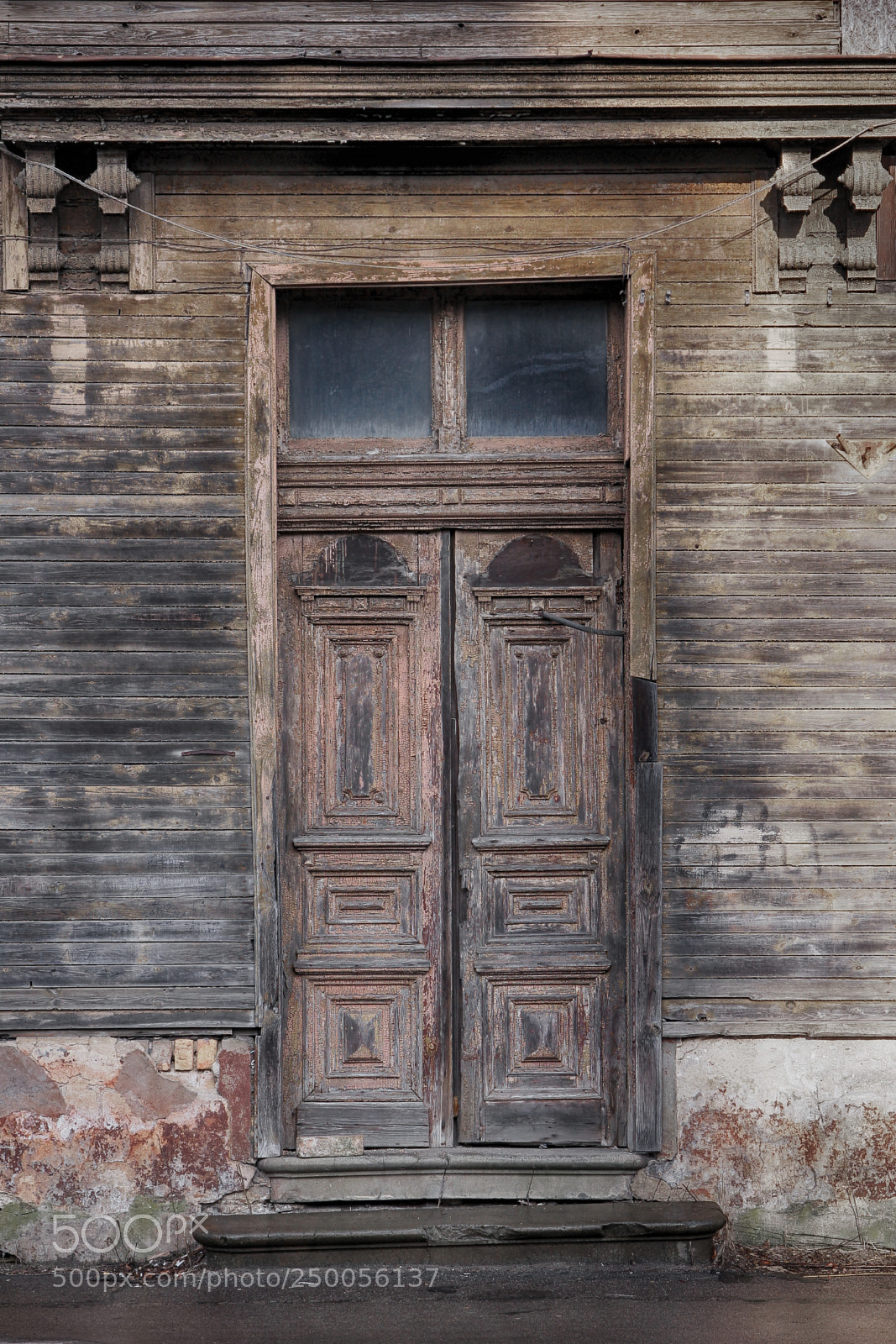 Canon EOS 60D sample photo. The door photography