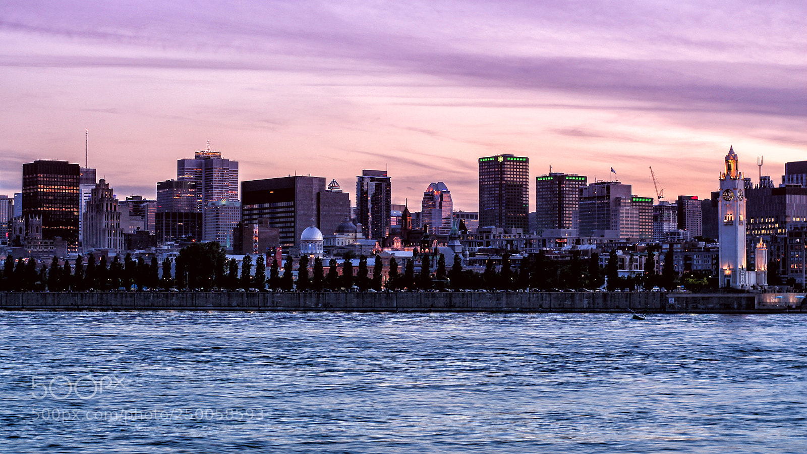 Canon EOS 700D (EOS Rebel T5i / EOS Kiss X7i) sample photo. Dusk over montreal photography