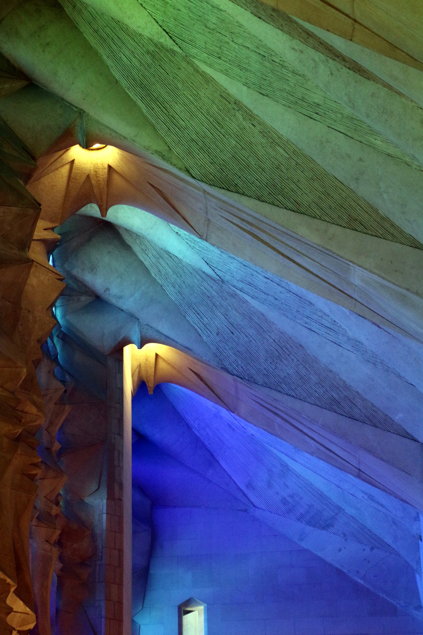 Canon EOS 70D sample photo. La sagrada familia photography