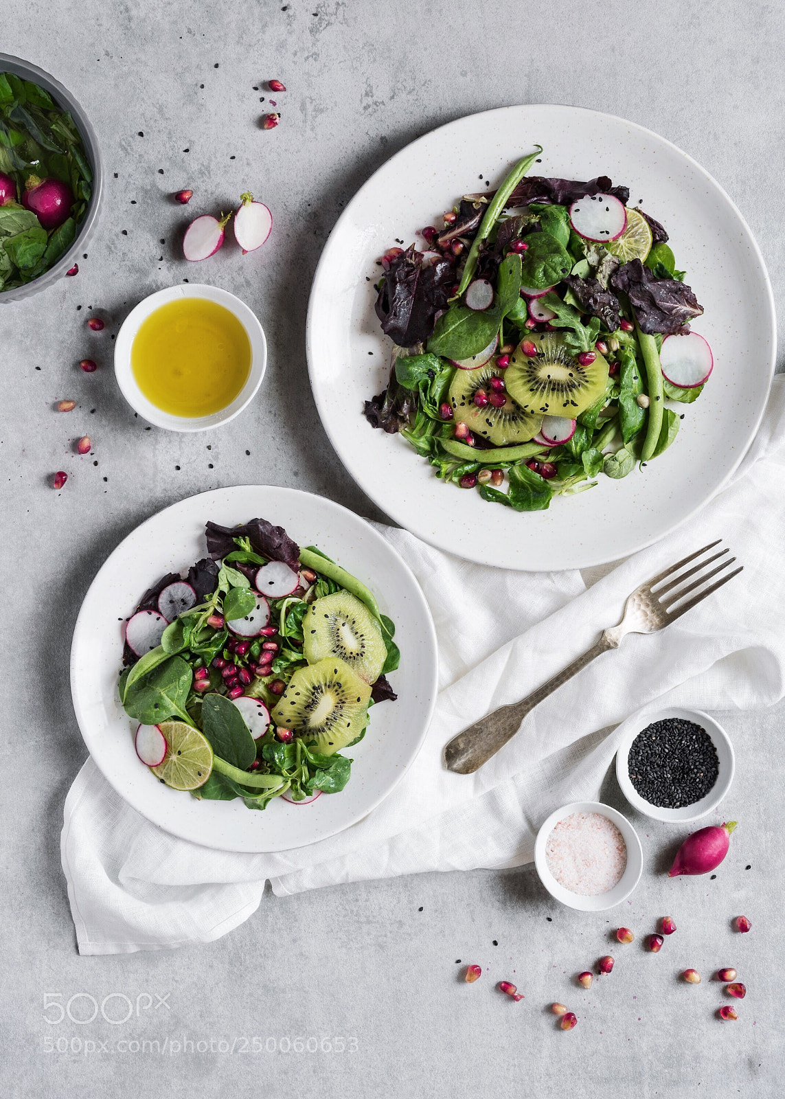 Sony a7R II sample photo. Kiwi salad photography