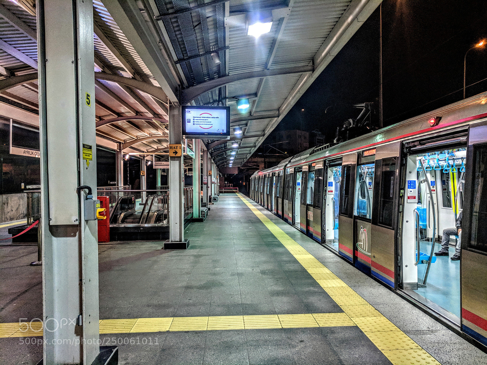 Google Pixel XL sample photo. Untitled photography