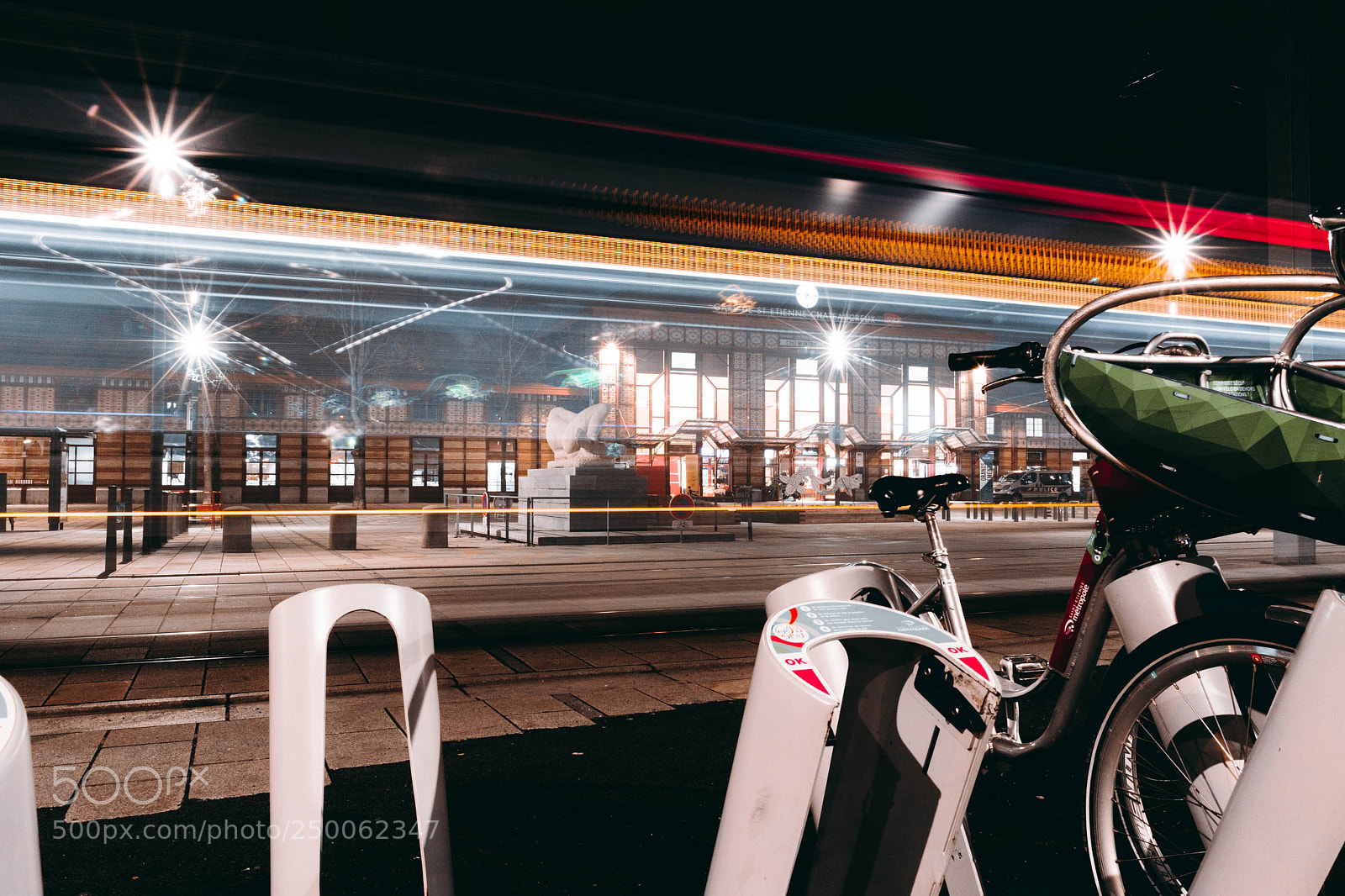Canon EOS 6D Mark II sample photo. Fast life photography