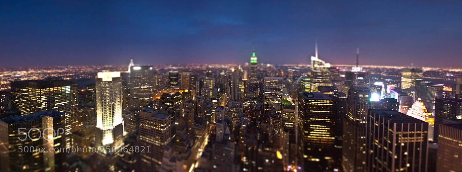 Canon EOS 500D (EOS Rebel T1i / EOS Kiss X3) sample photo. Nyc from rockefeller center photography