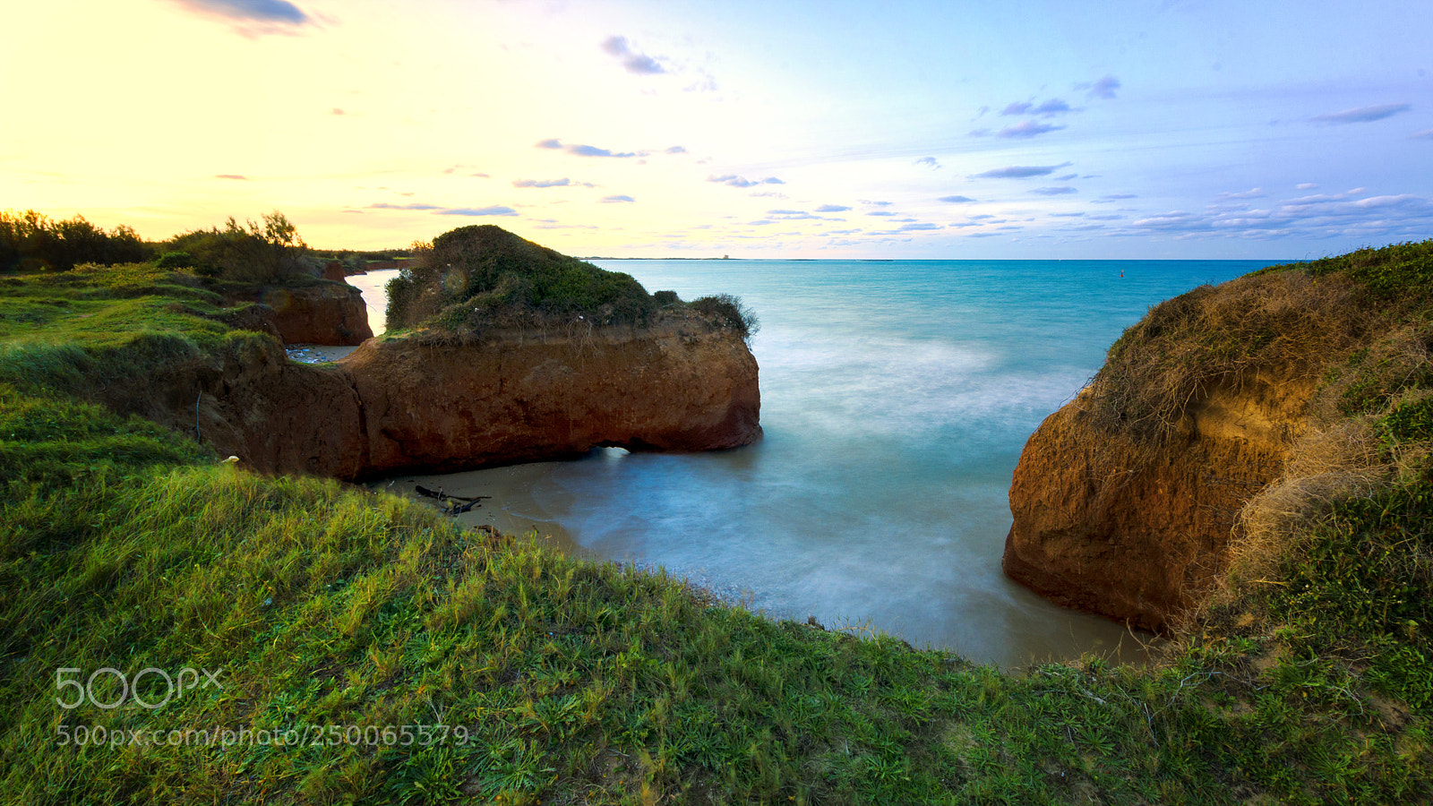Nikon D5100 sample photo. Torre guaceto photography