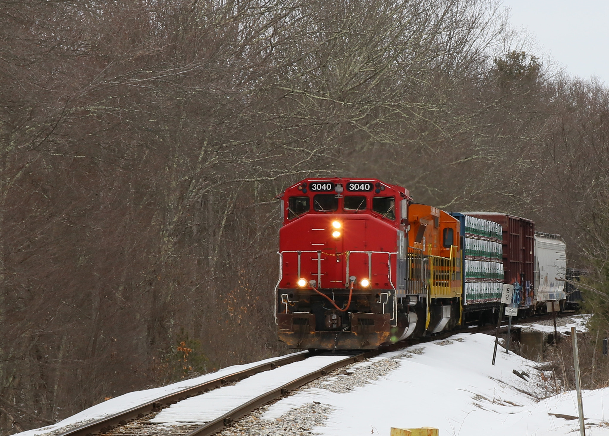 Canon EOS 80D sample photo. Eastbound freight photography