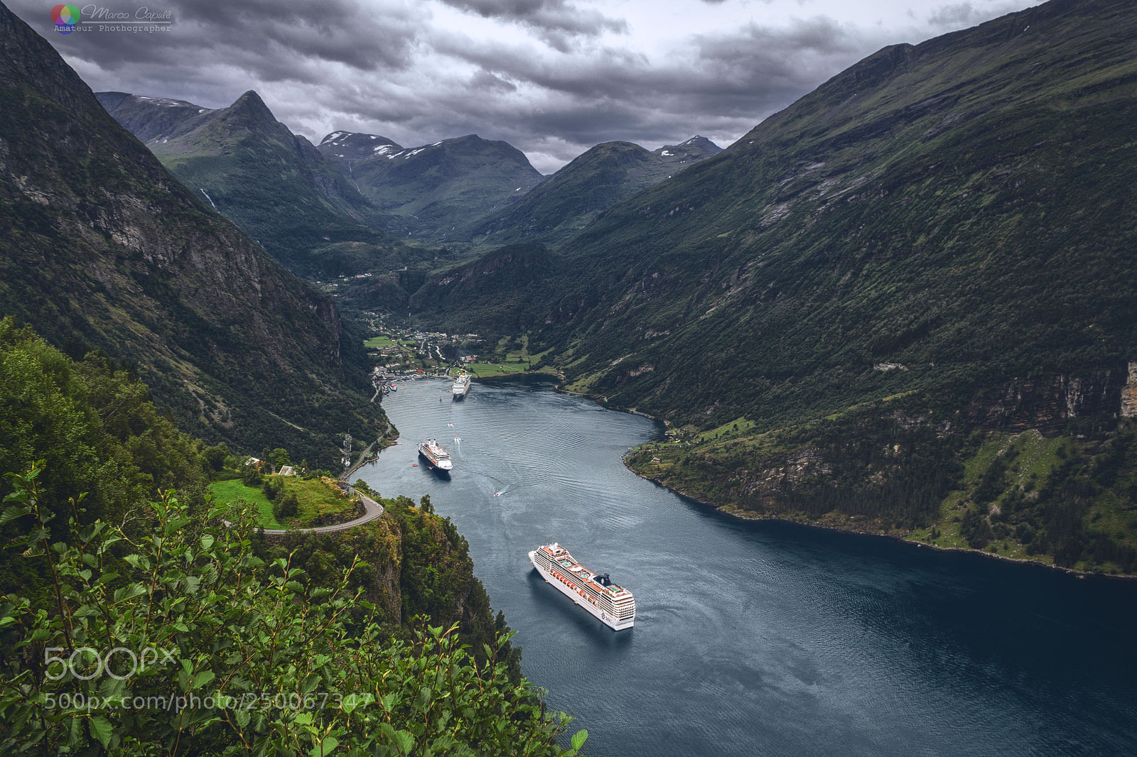 Canon EOS 1100D (EOS Rebel T3 / EOS Kiss X50) sample photo. Geiranger photography