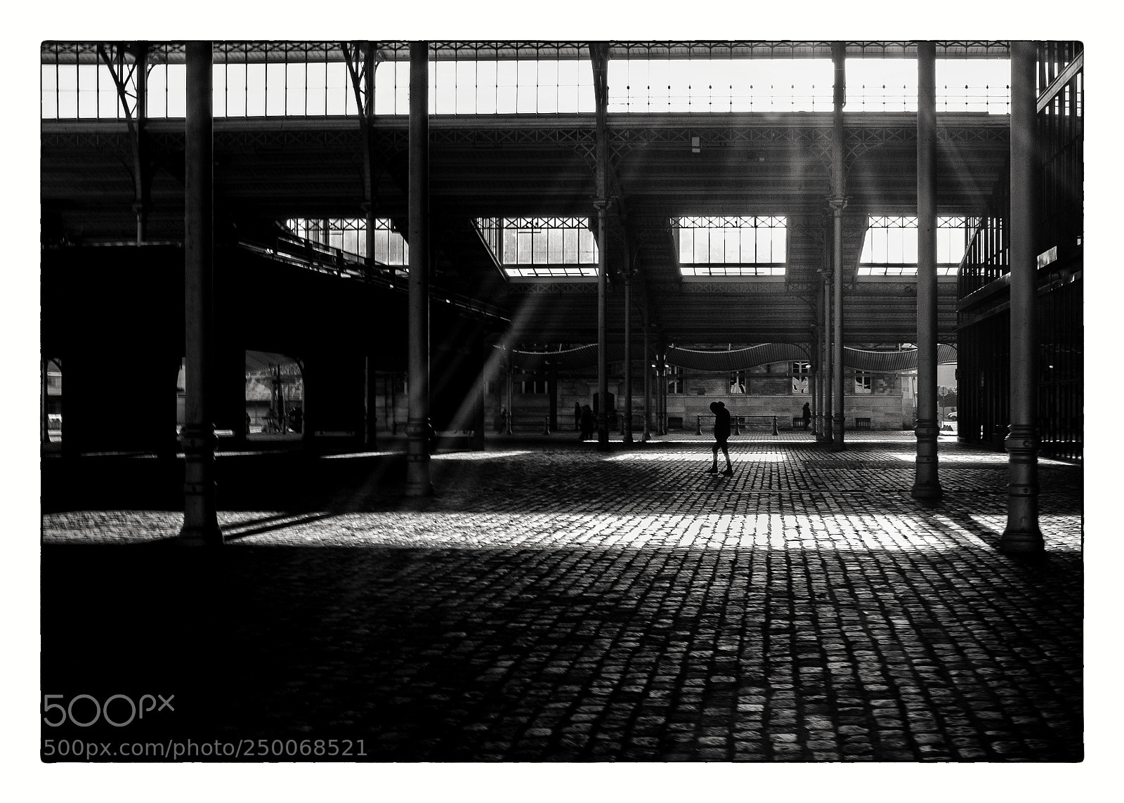 Fujifilm X100F sample photo. Les halles photography
