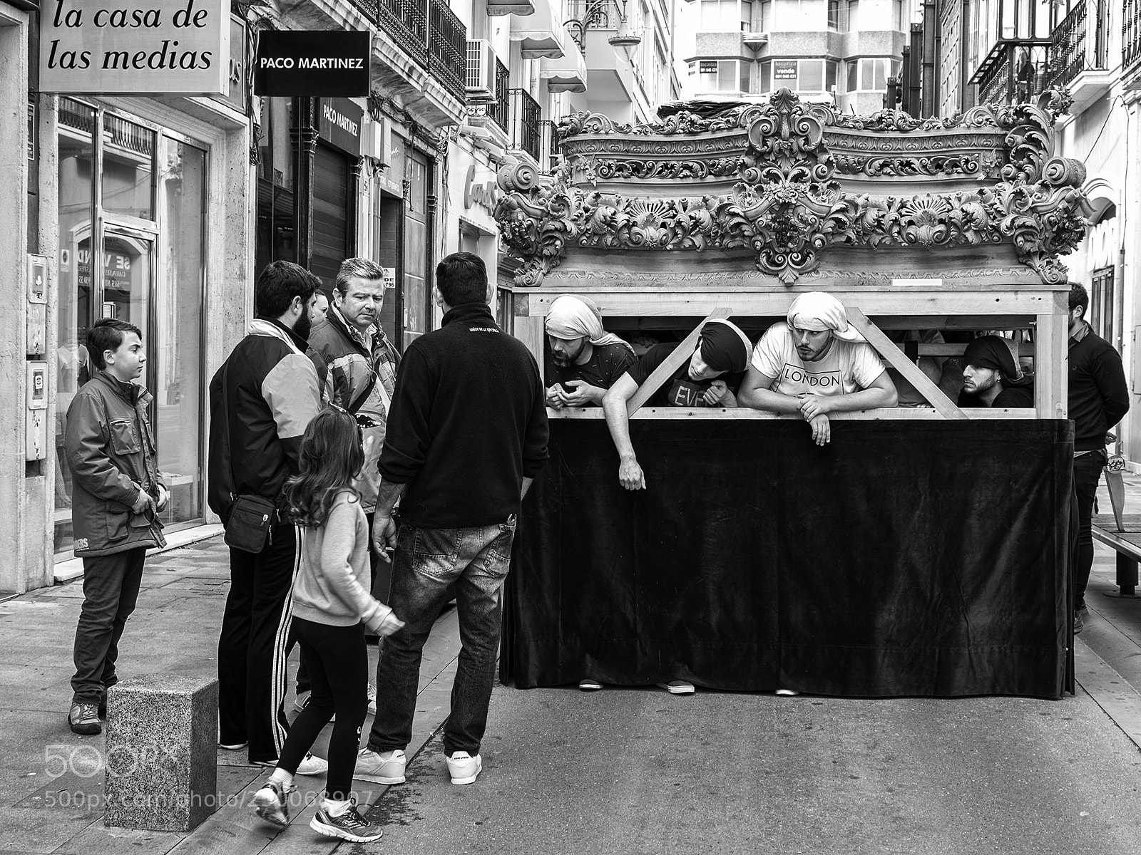 Olympus OM-D E-M1 sample photo. Ensayo de costaleros, almer photography