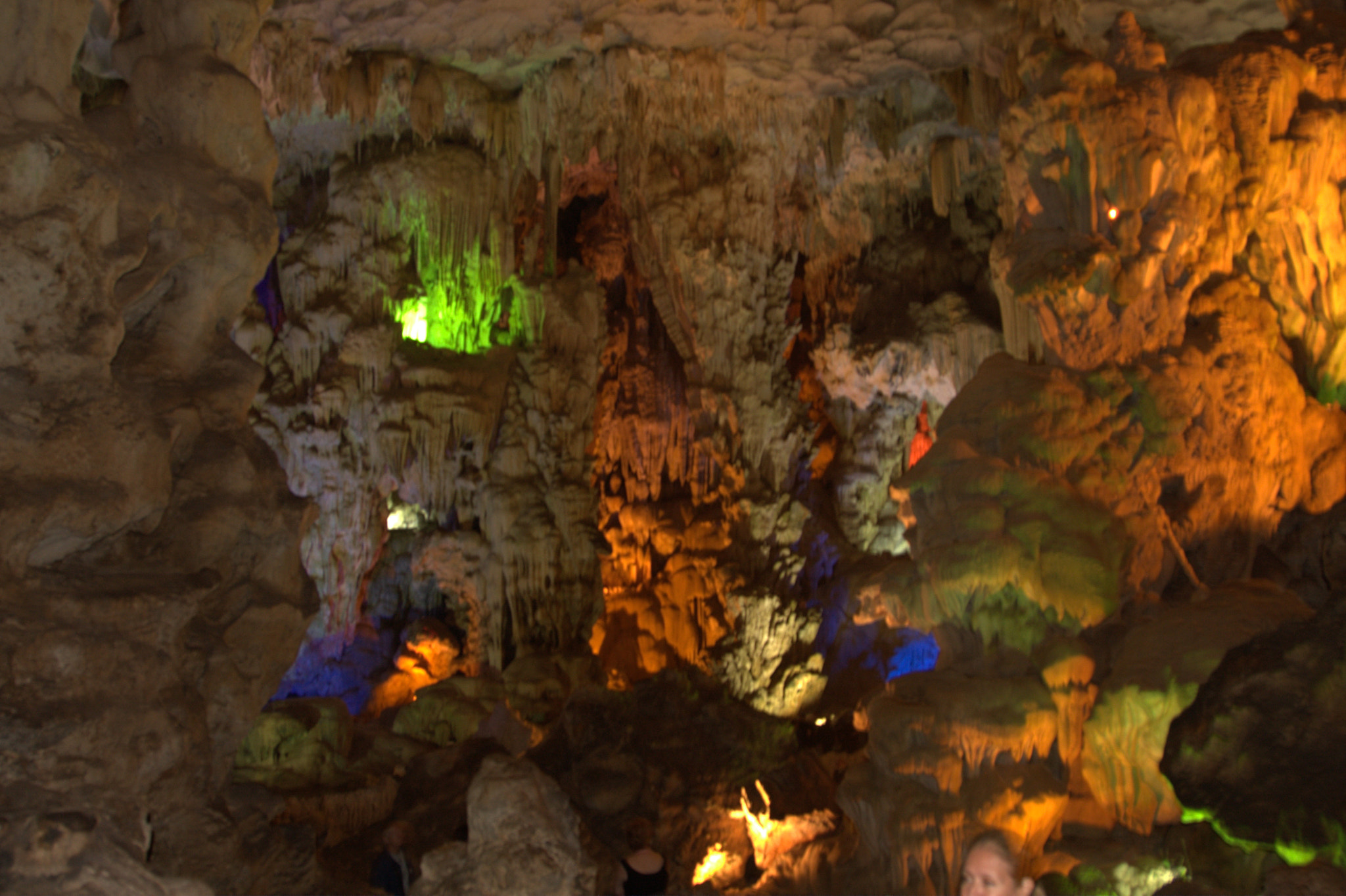 Canon EOS 40D + Canon EF 24-105mm F4L IS USM sample photo. Inside sung sot cave halong bay photography