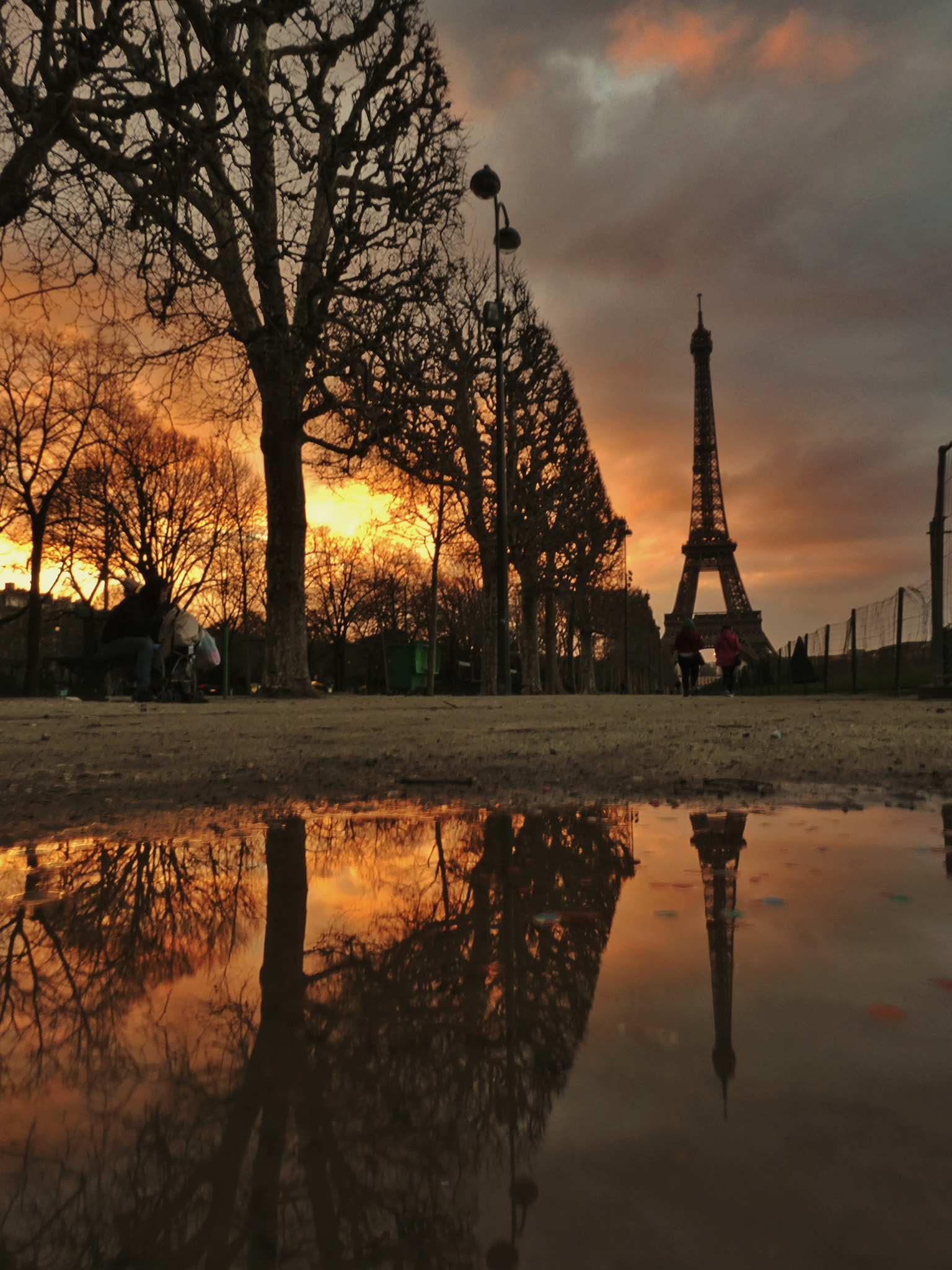 Panasonic Lumix DMC-ZS60 (Lumix DMC-TZ80) sample photo. Last sunset in paris photography