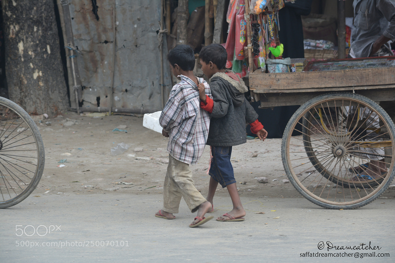 Nikon D5200 sample photo. More than just friendship photography