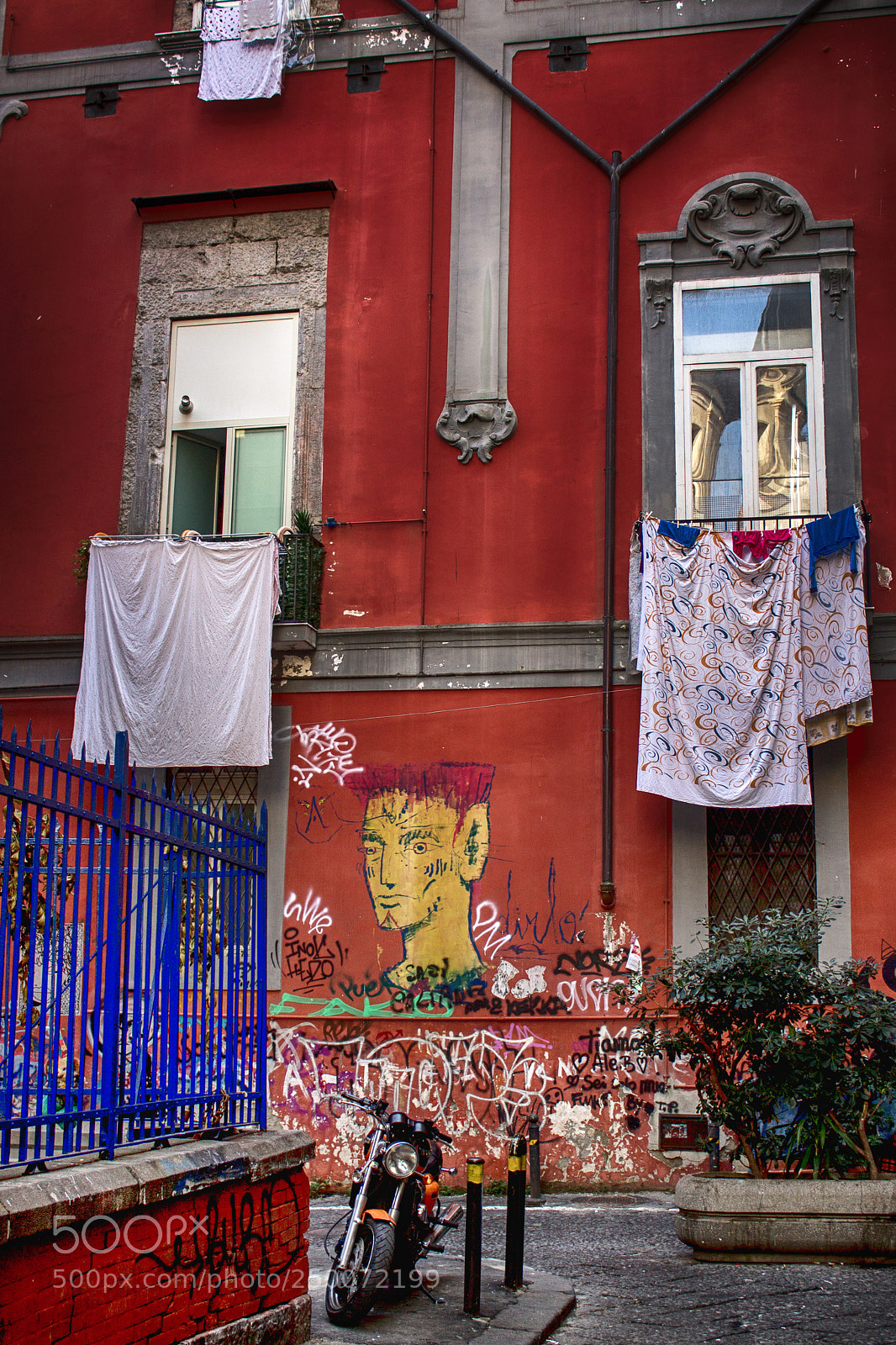 Canon EOS 1100D (EOS Rebel T3 / EOS Kiss X50) sample photo. Napoli, la magia dei photography