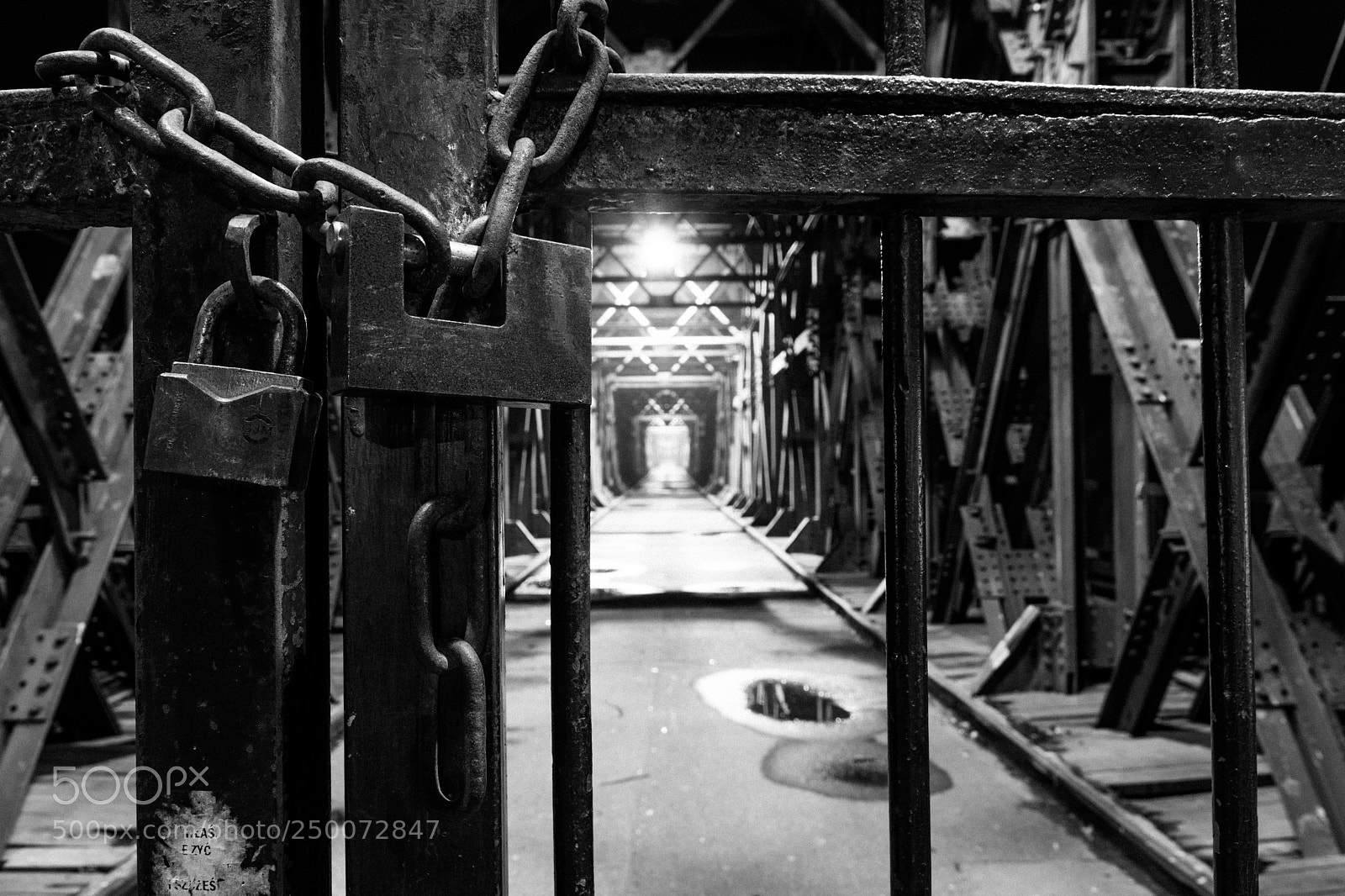 Nikon D7100 sample photo. "the way is shut" photography