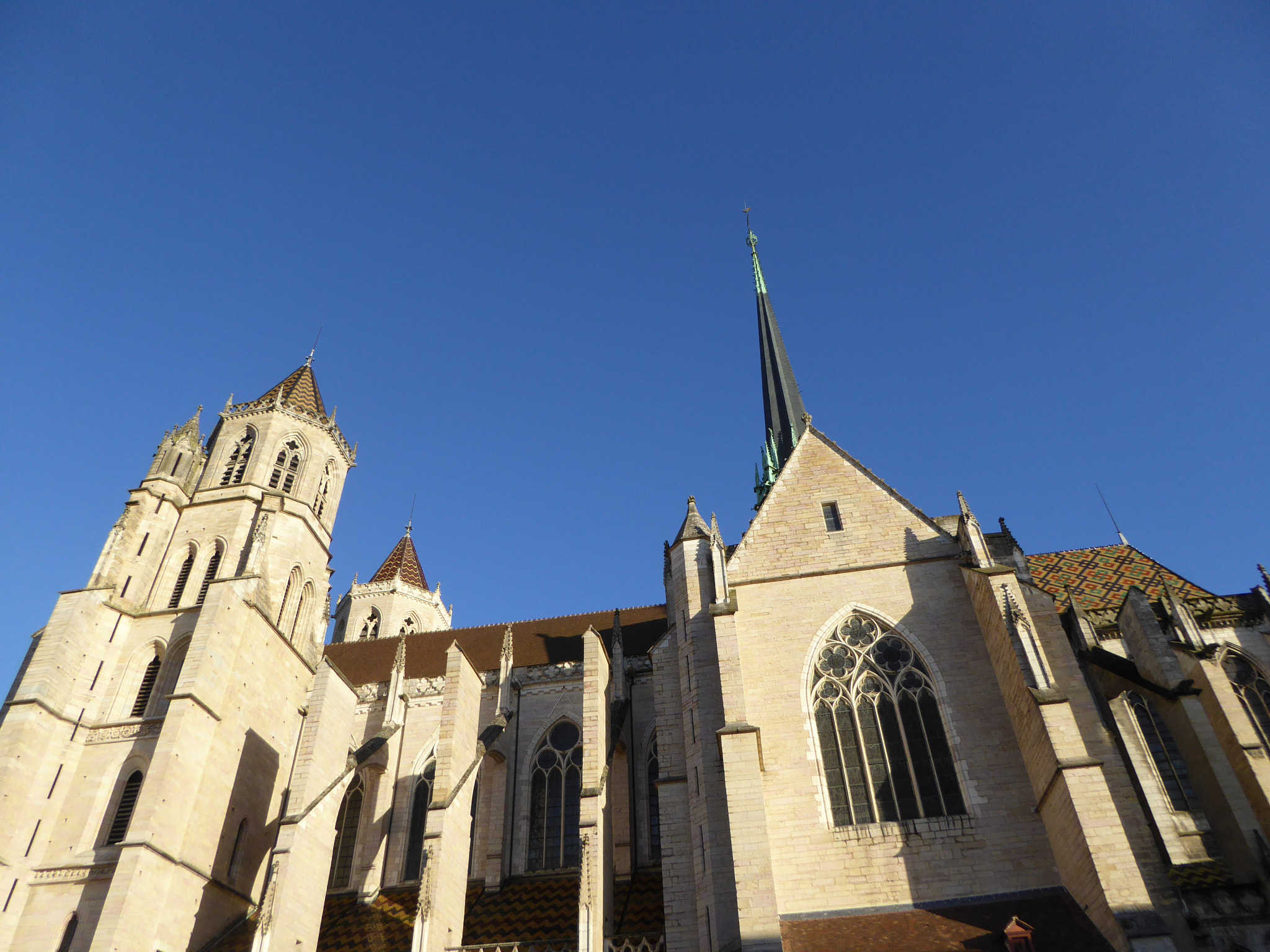 Panasonic Lumix DMC-ZS40 (Lumix DMC-TZ60) sample photo. Cathedral photography