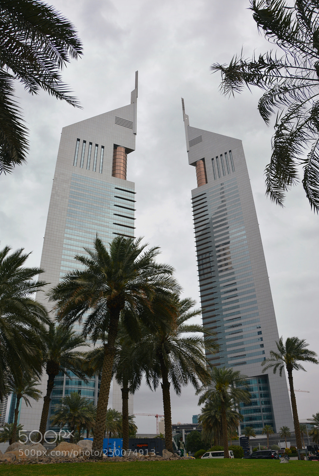 Nikon D5200 sample photo. Emirates towers photography