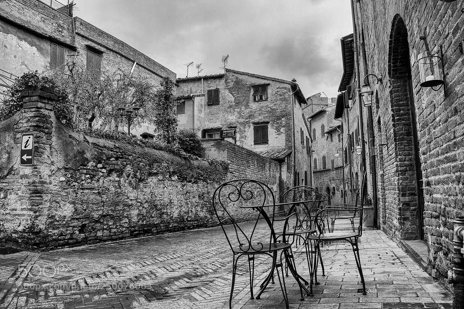 Fujifilm X-T2 sample photo. Certaldo photography