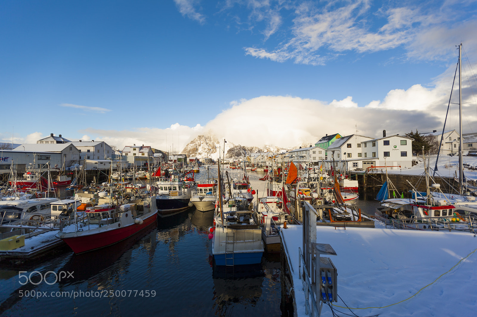 Canon EOS 5D Mark II sample photo. Fishing seasong in lofoten photography