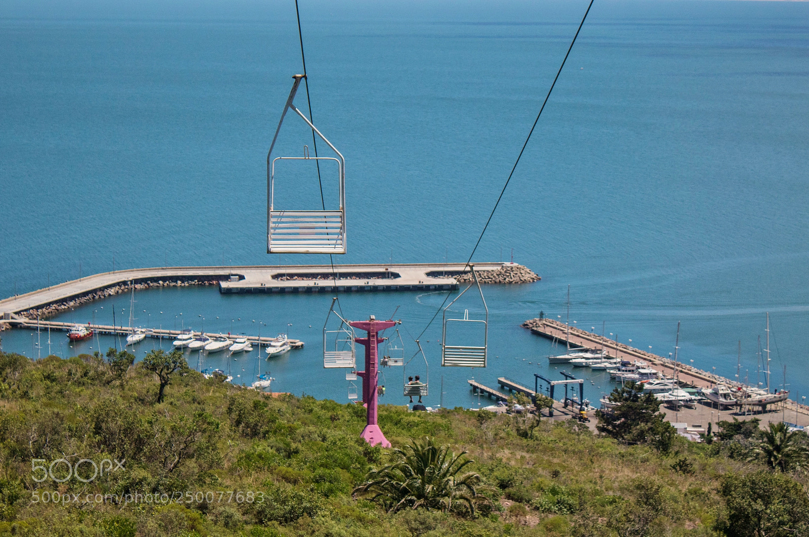 Canon EOS 1300D (EOS Rebel T6 / EOS Kiss X80) sample photo. Aerosillas / chairlifts photography