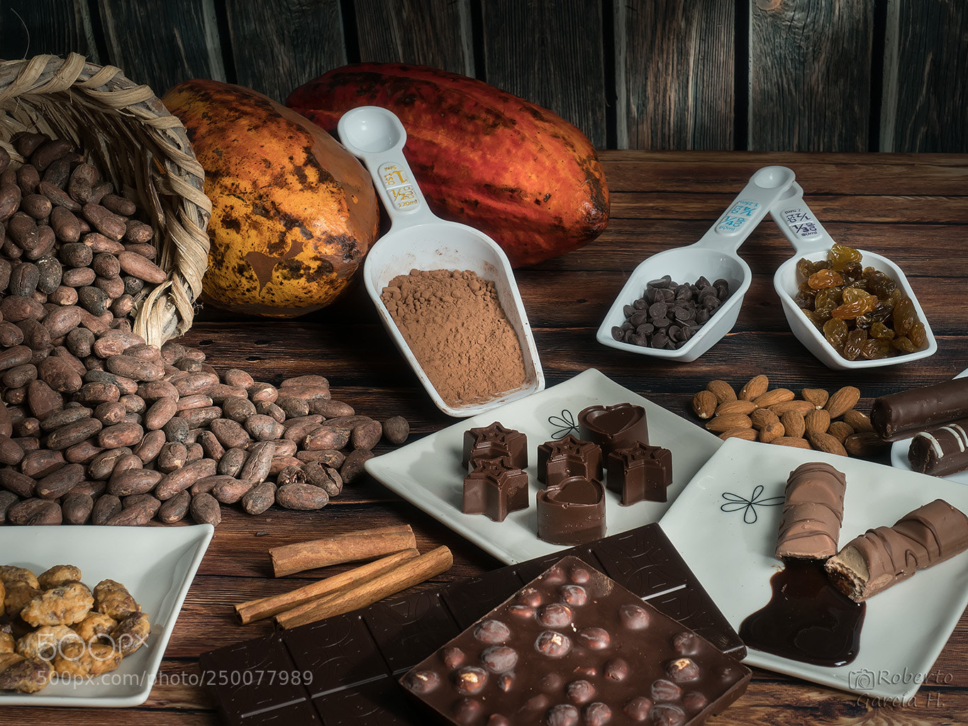 Olympus OM-D E-M1 Mark II sample photo. Bodegon de chocolate photography