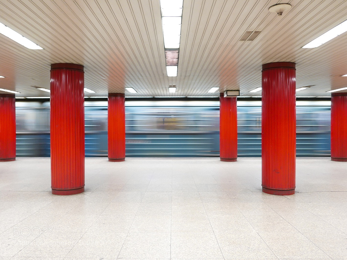 Panasonic Lumix DMC-LX100 sample photo. Budapest metro photography