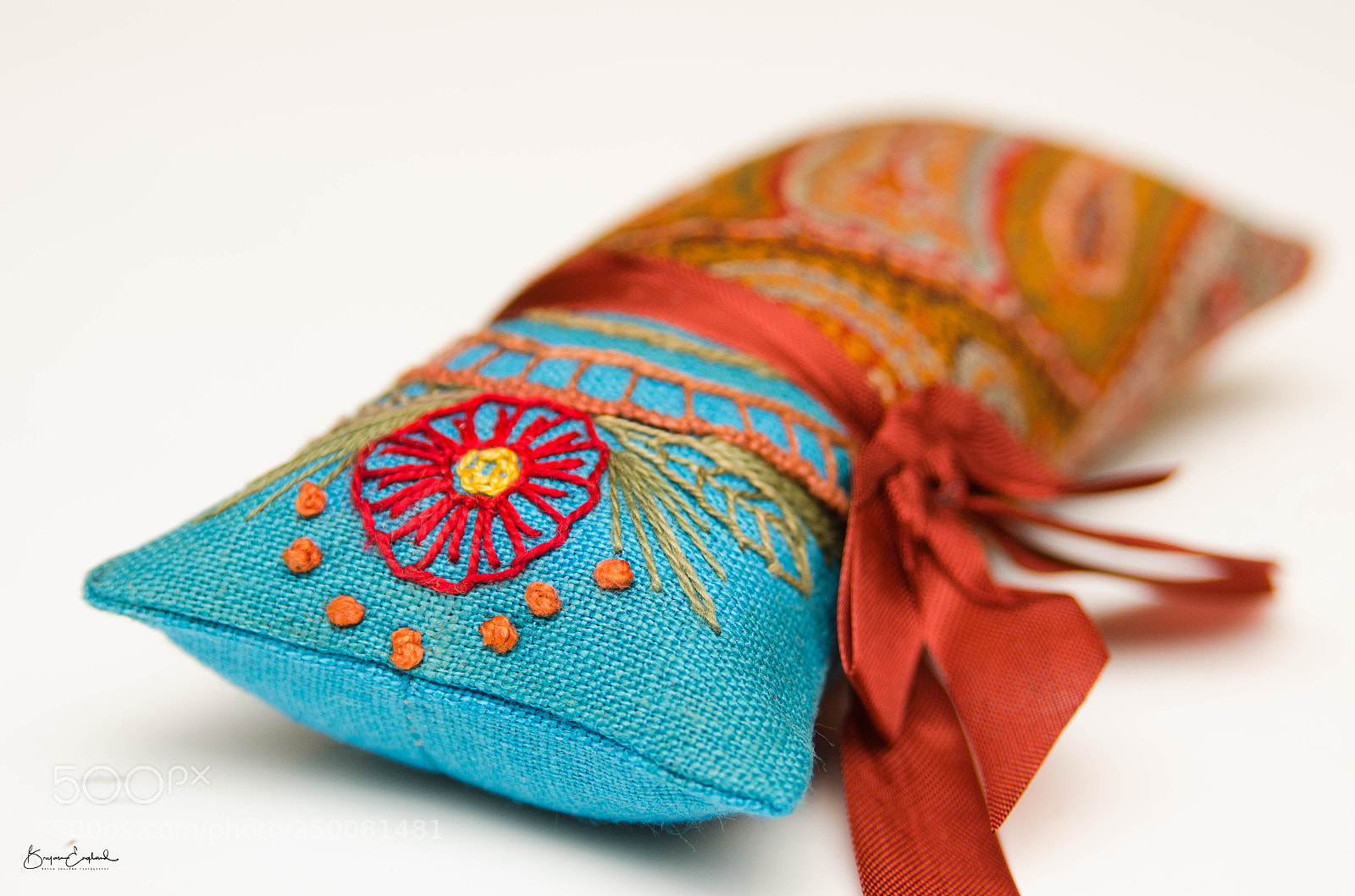 Nikon D7000 sample photo. Fabric craft photography