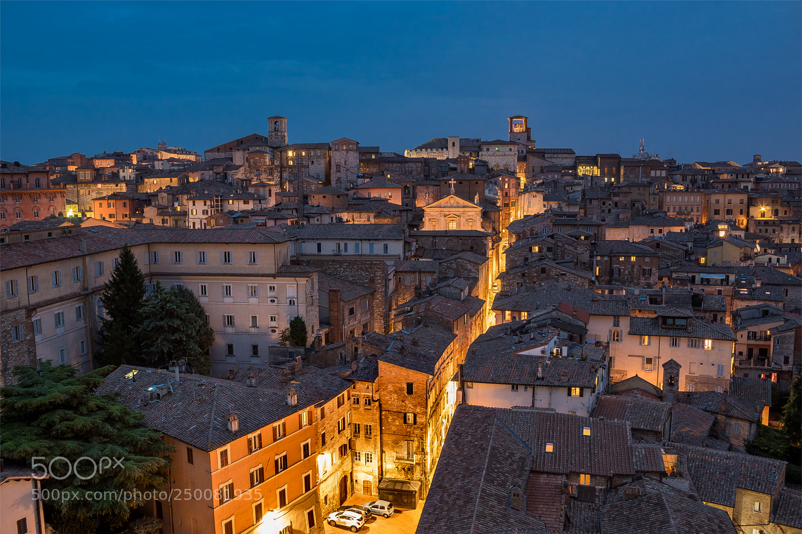 Canon EOS 1300D (EOS Rebel T6 / EOS Kiss X80) sample photo. Perugia, italy photography