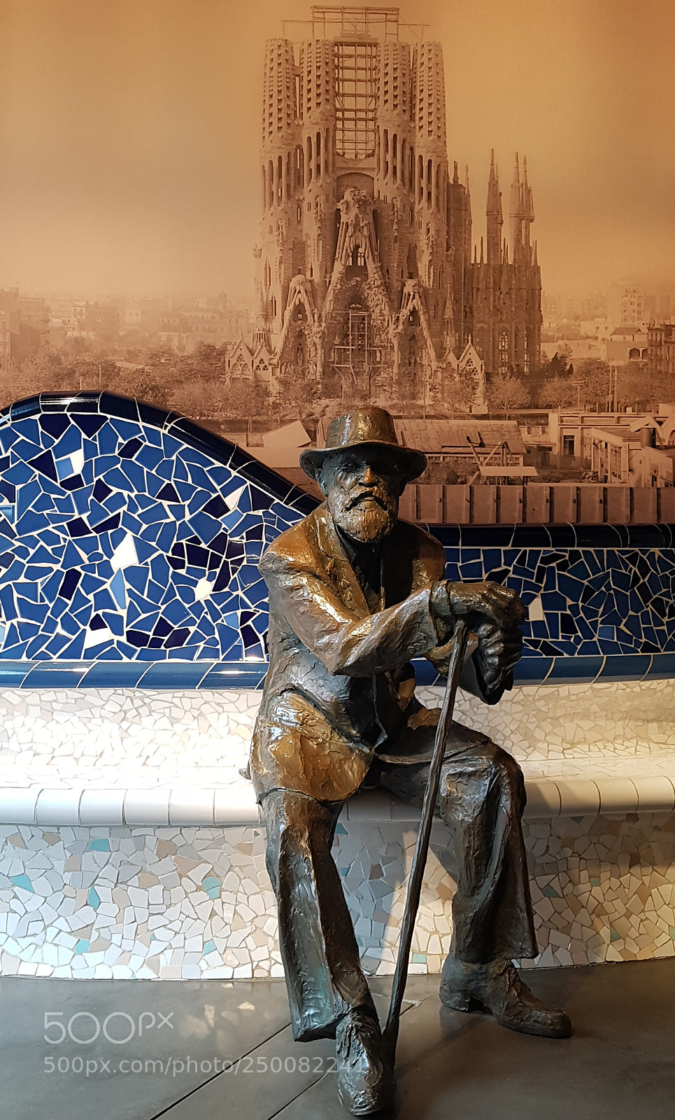 Samsung Galaxy S7 sample photo. Antoni gaudí photography