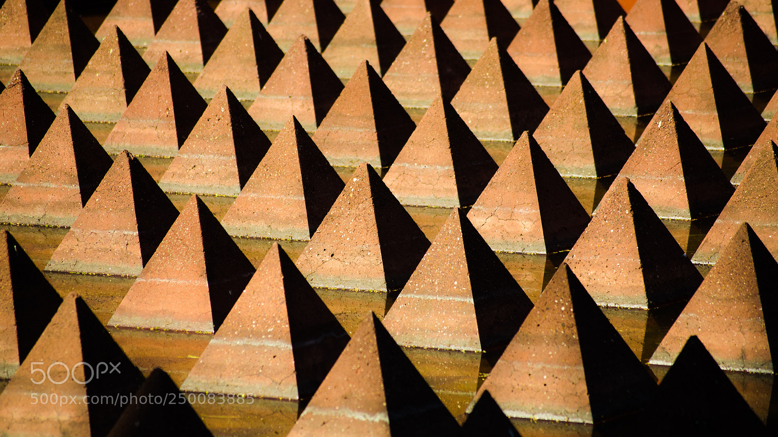 Nikon D5100 sample photo. Details in fountain photography