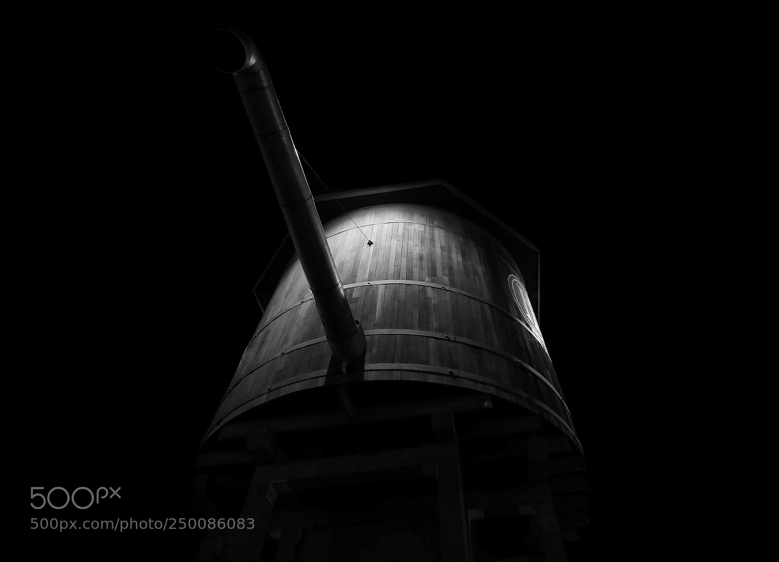 Canon EOS 70D sample photo. Water tank photography