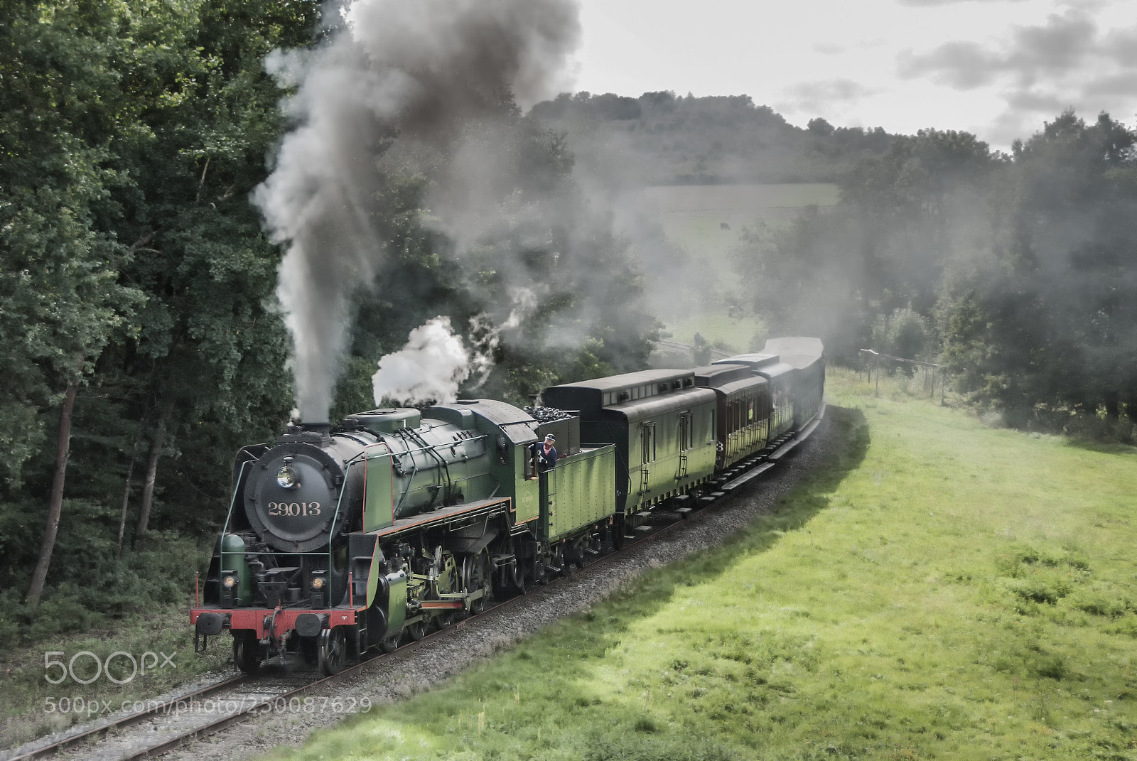 Nikon D3000 sample photo. Steam in belgium photography