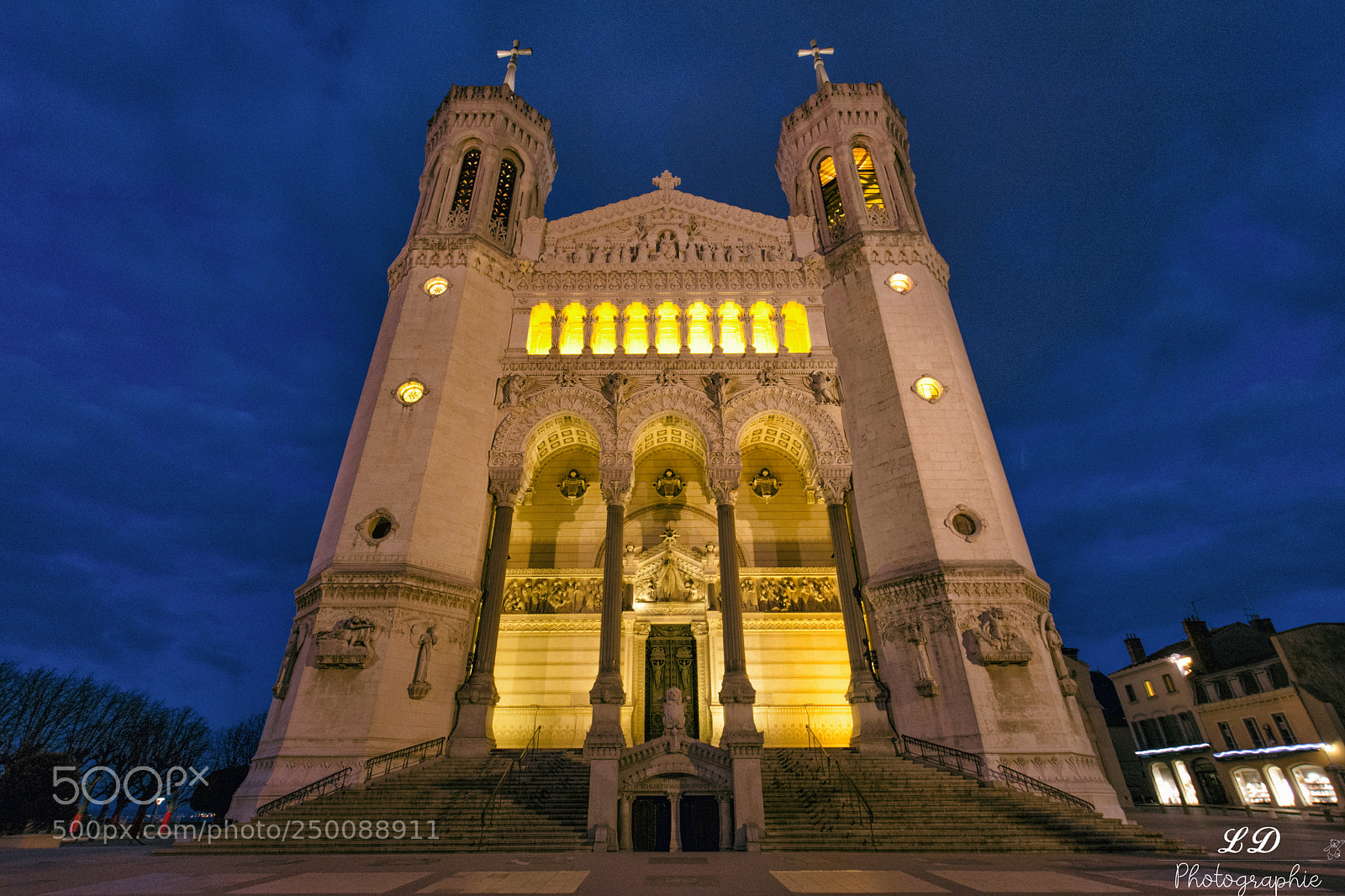 Nikon D7200 sample photo. Basilique notre-dame de fourvi photography