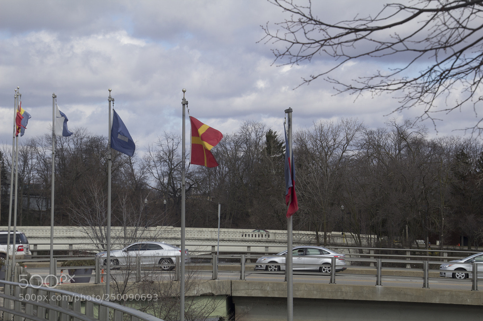 Canon EOS 1200D (EOS Rebel T5 / EOS Kiss X70 / EOS Hi) sample photo. Flags on the bridge. photography