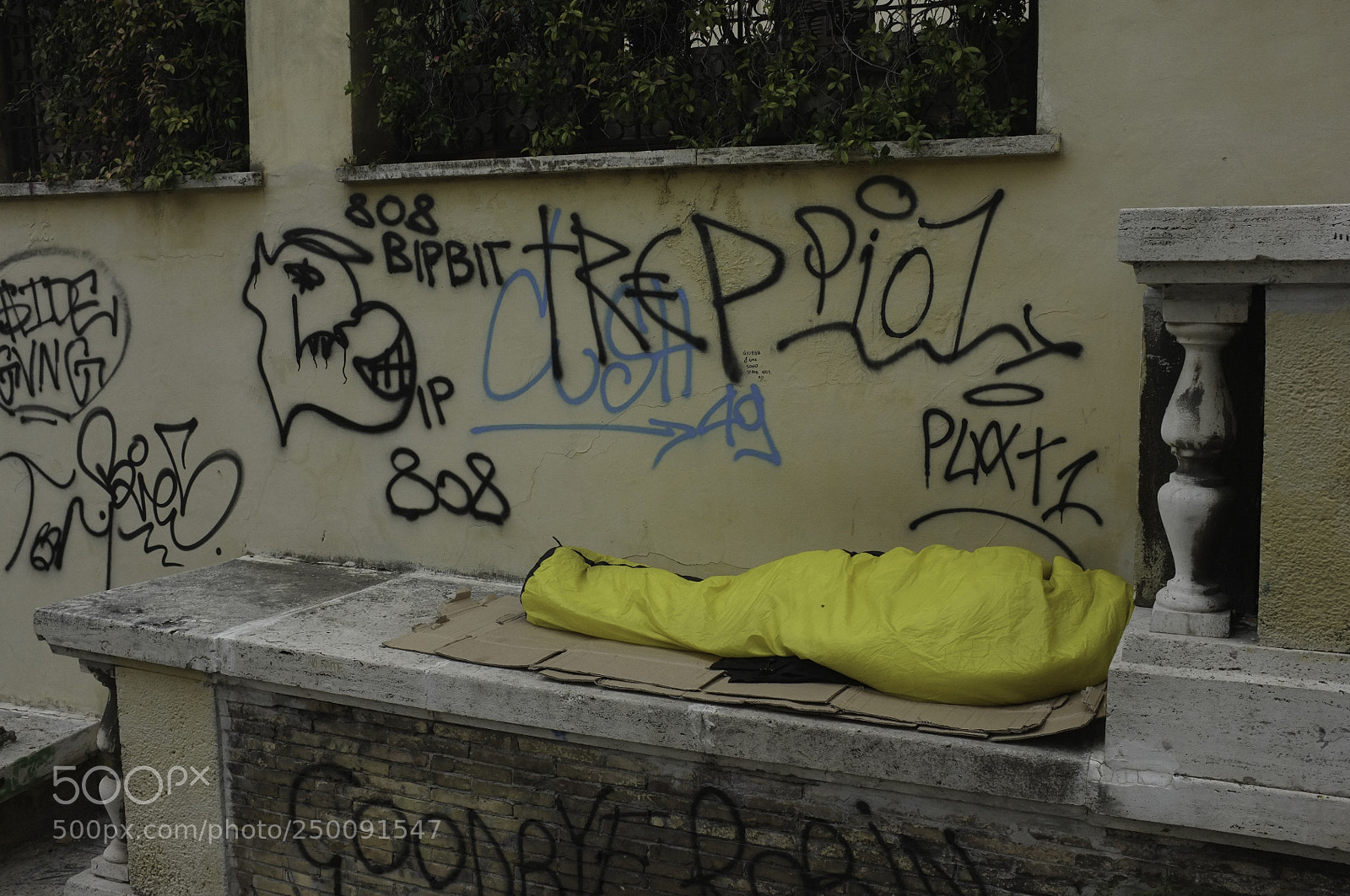 Fujifilm FinePix X100 sample photo. Rome homeless photography