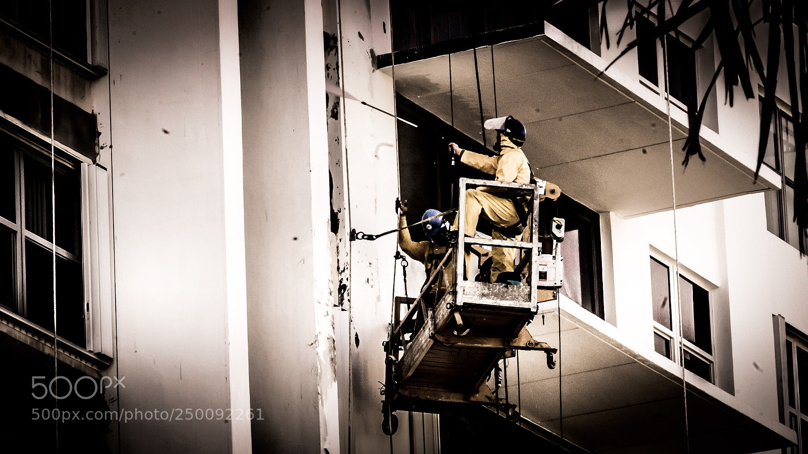 Sony a6000 sample photo. Men at work photography
