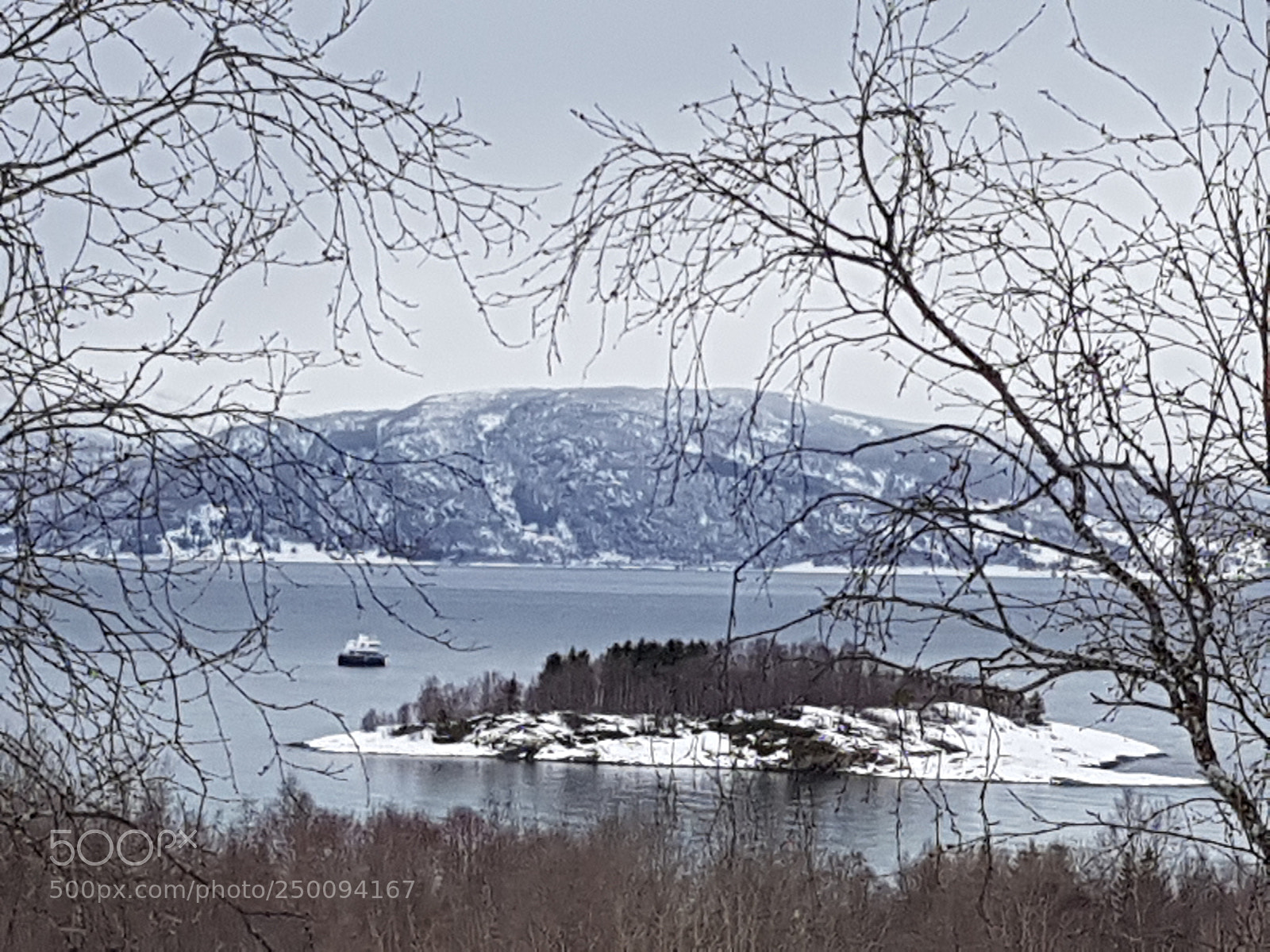 Samsung Galaxy S8 sample photo. Fishing boat photography