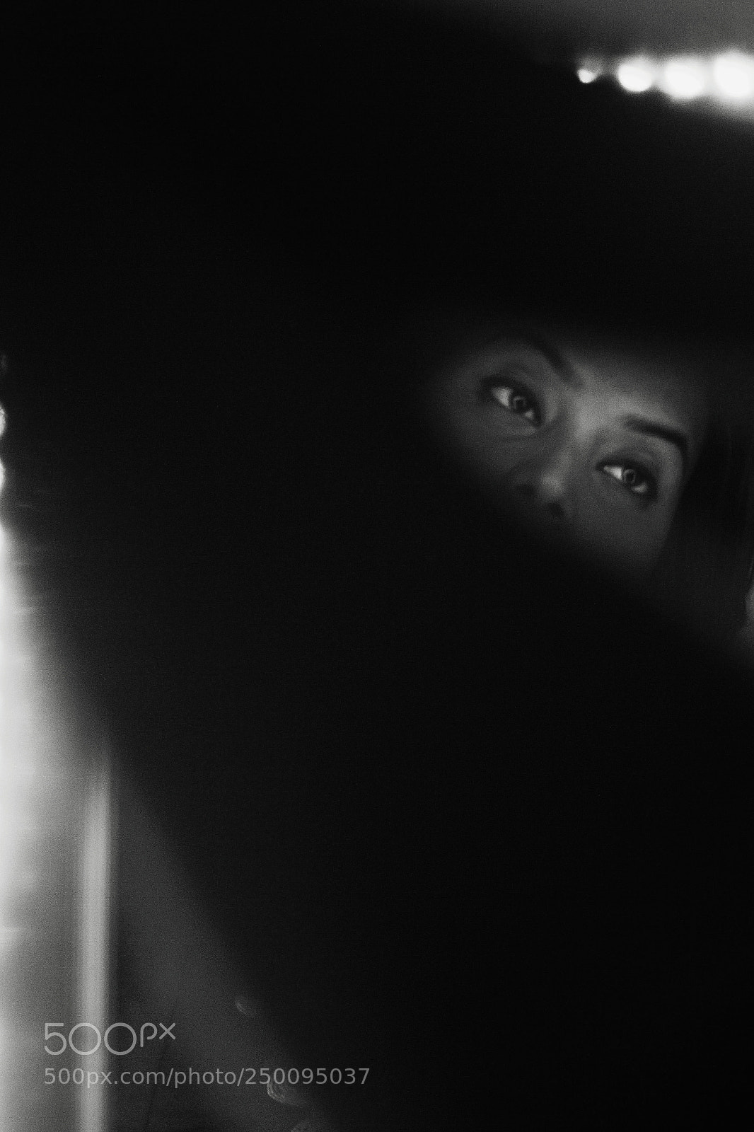 Canon EOS 600D (Rebel EOS T3i / EOS Kiss X5) sample photo. Her eye photography