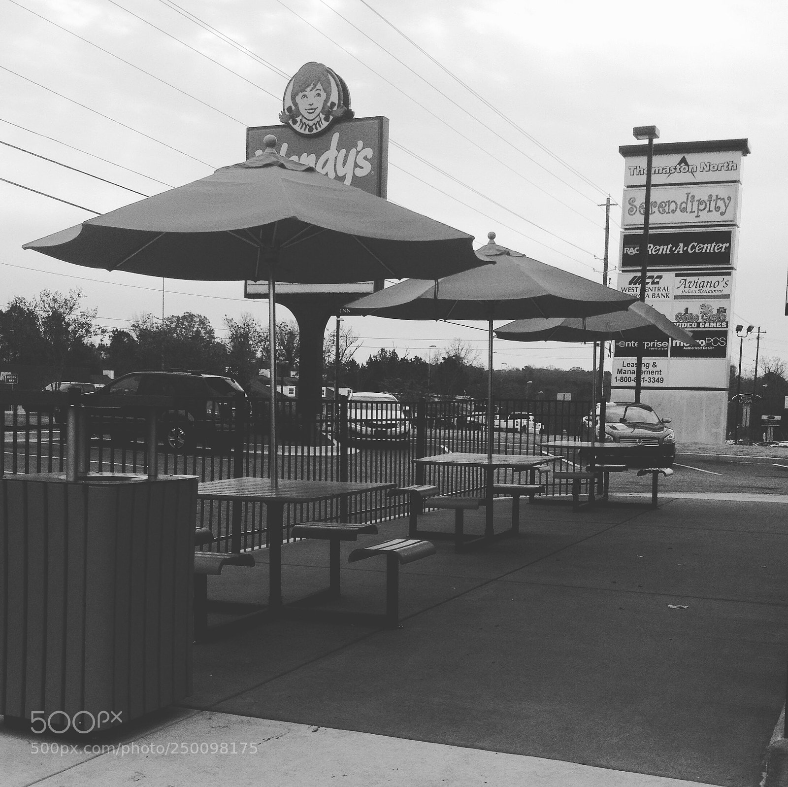 Apple iPhone 4S sample photo. B&w umbrellas  photography