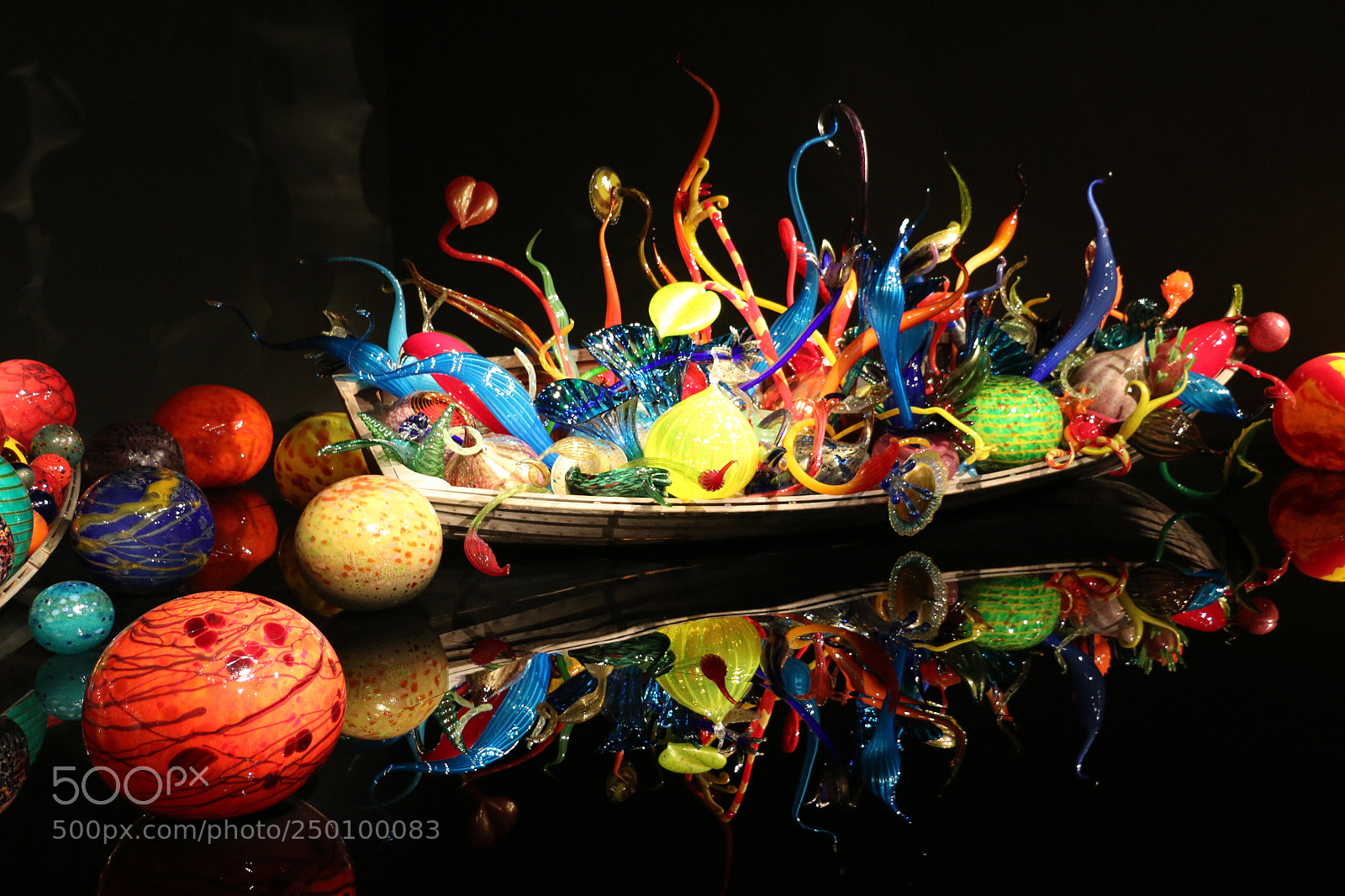 Canon EOS 70D sample photo. Seattle chihuly glass museum photography