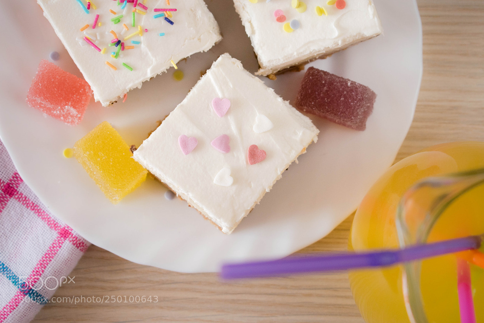 Nikon D3300 sample photo. Cake on the plate photography
