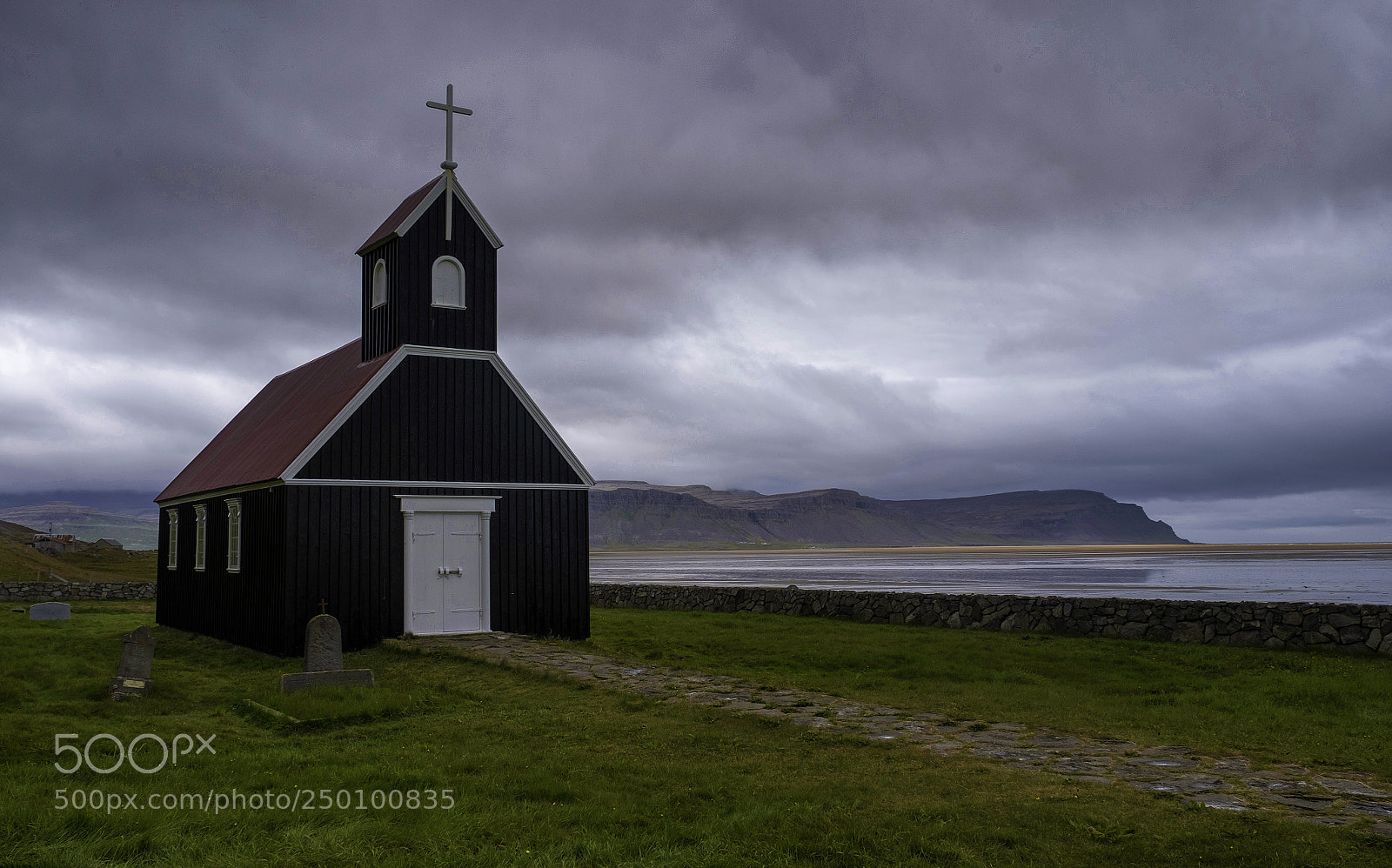 Fujifilm X-T1 sample photo. Icelandic church photography