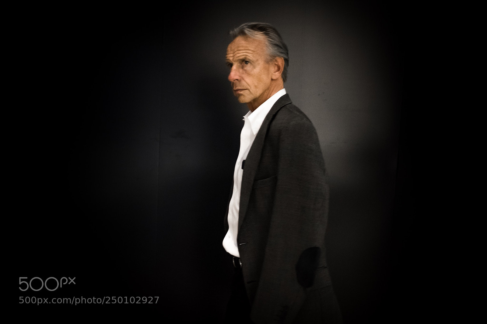Fujifilm X100F sample photo. A series of candid photography
