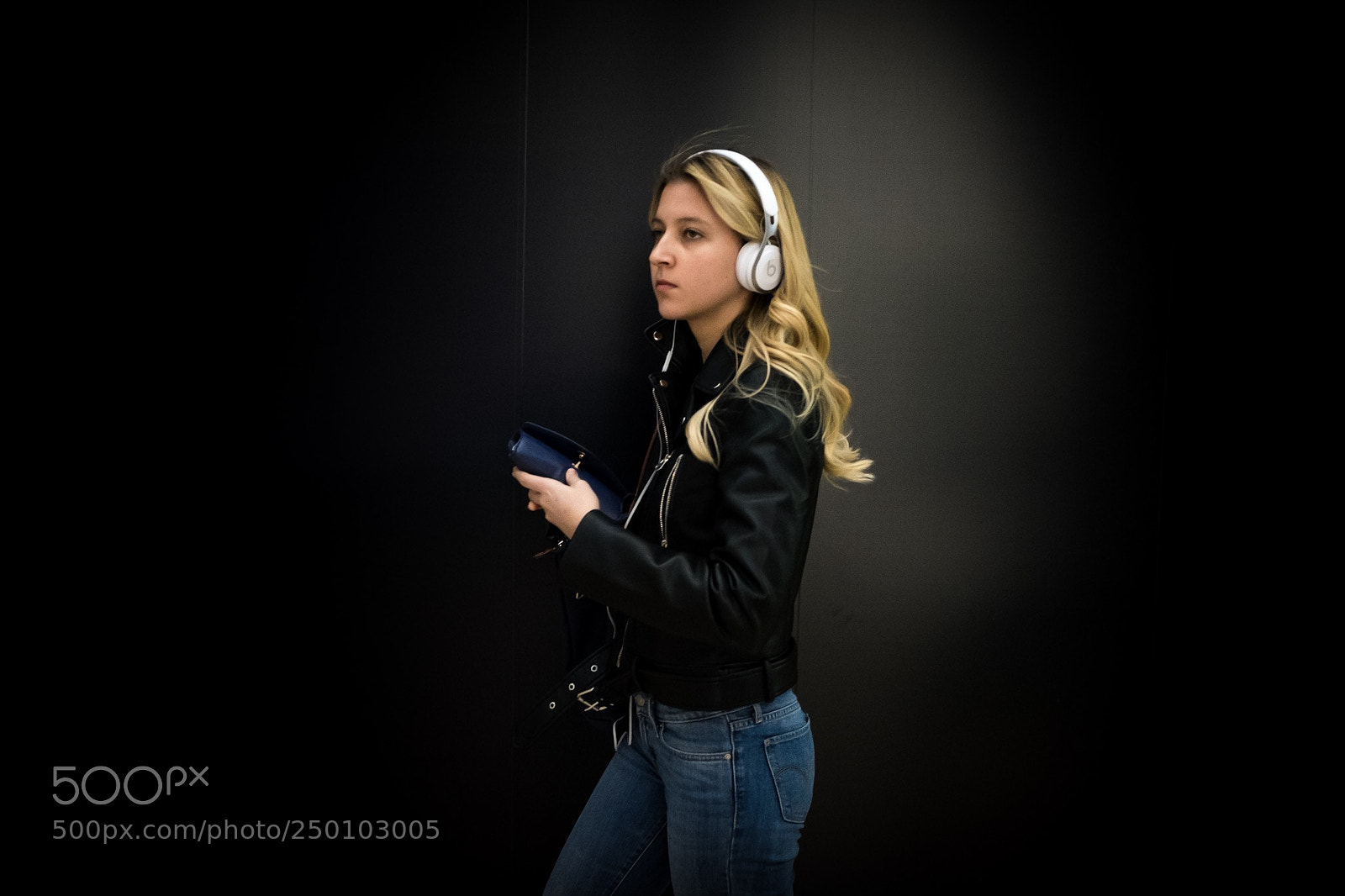Fujifilm X100F sample photo. A series of candid photography