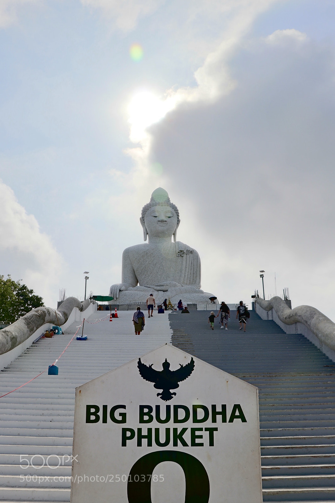 Canon EOS 77D (EOS 9000D / EOS 770D) sample photo. Big budda - continous photography