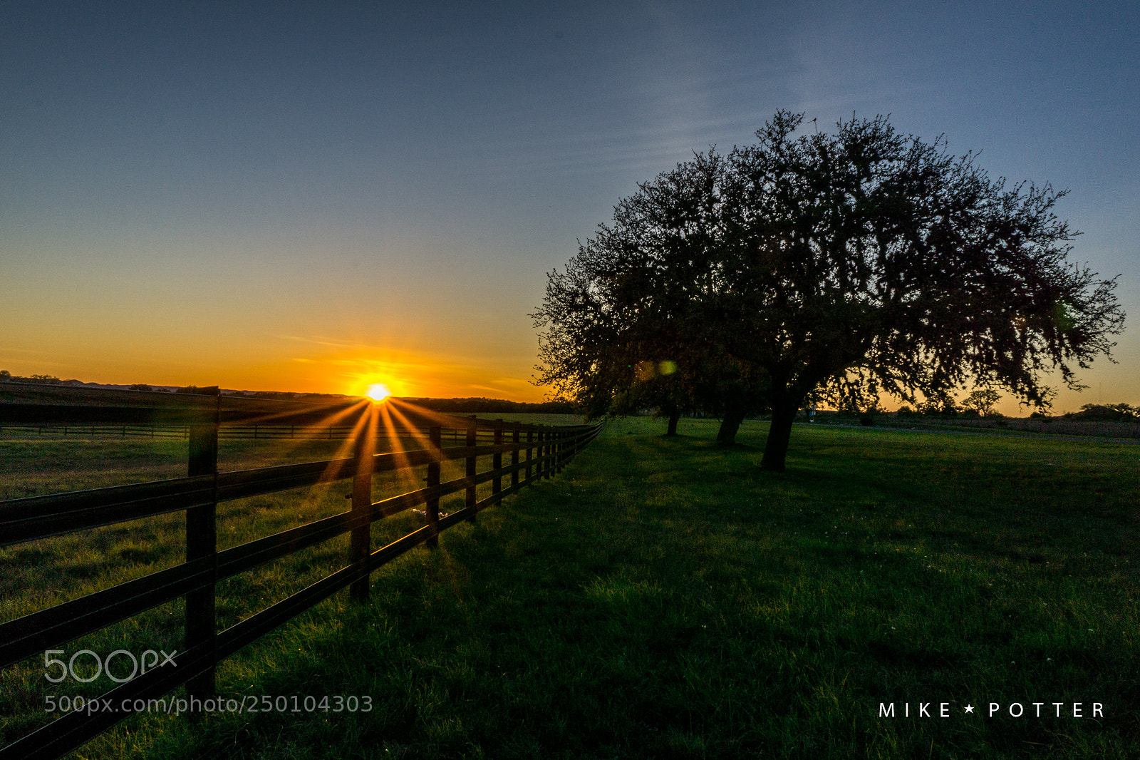 Sony a6000 sample photo. Sunset on the bandera photography