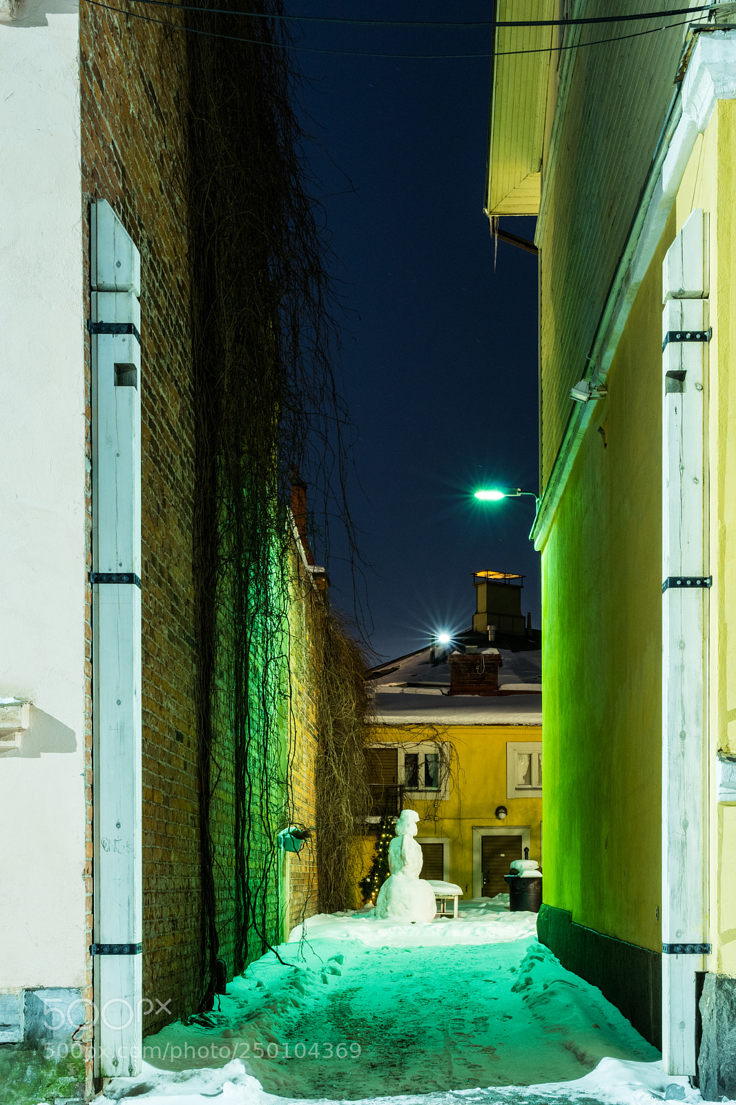 Sony a6500 sample photo. Alley photography