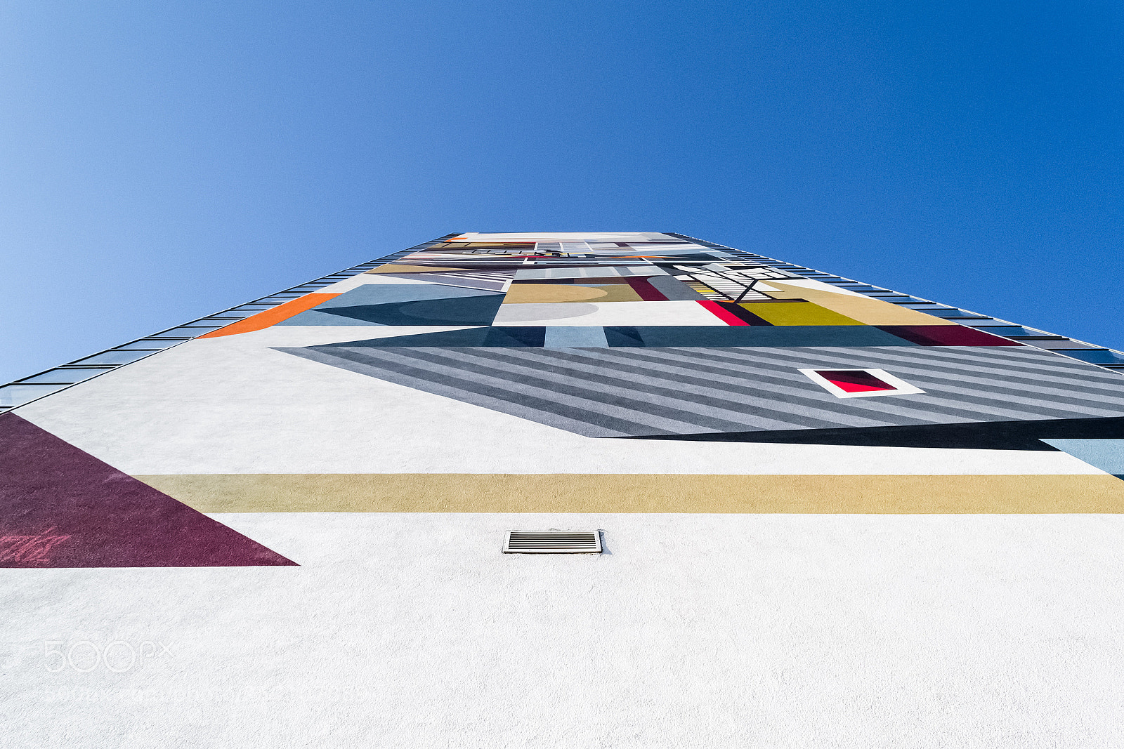 Nikon D3100 sample photo. ...modern wall. photography